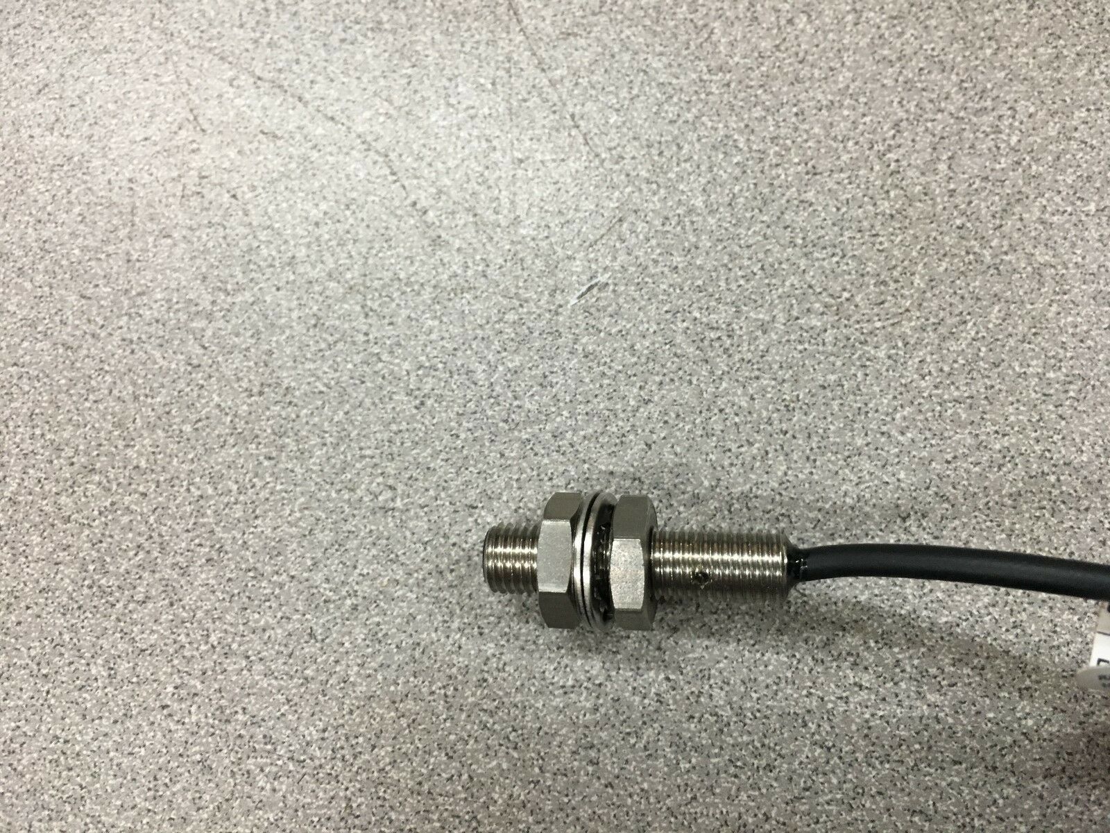 NEW NO BOX ALLEN-BRADLEY PROXIMITY SENSOR 871C-D1NP8-E2 SERIES A