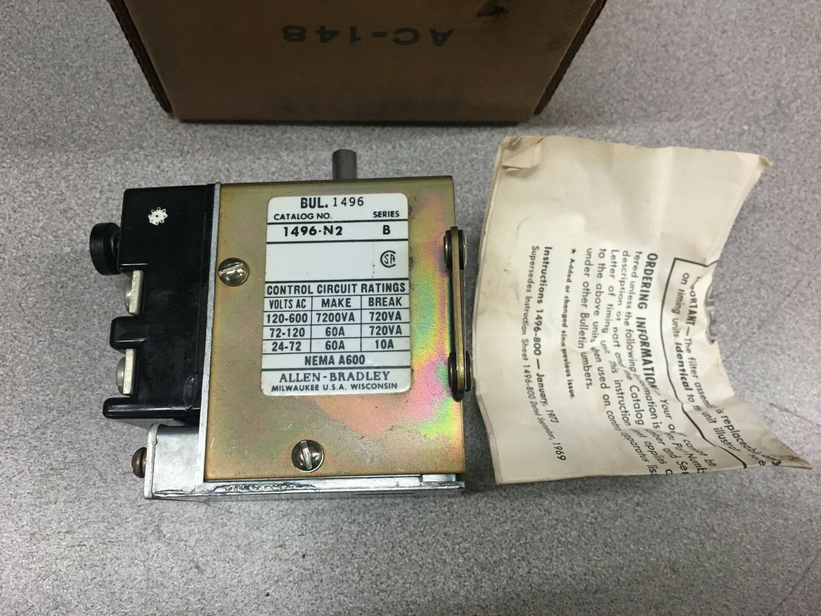 NEW IN BOX ALLEN BRADLEY PNEUMATIC TIMER 1496-N2 SERIES B