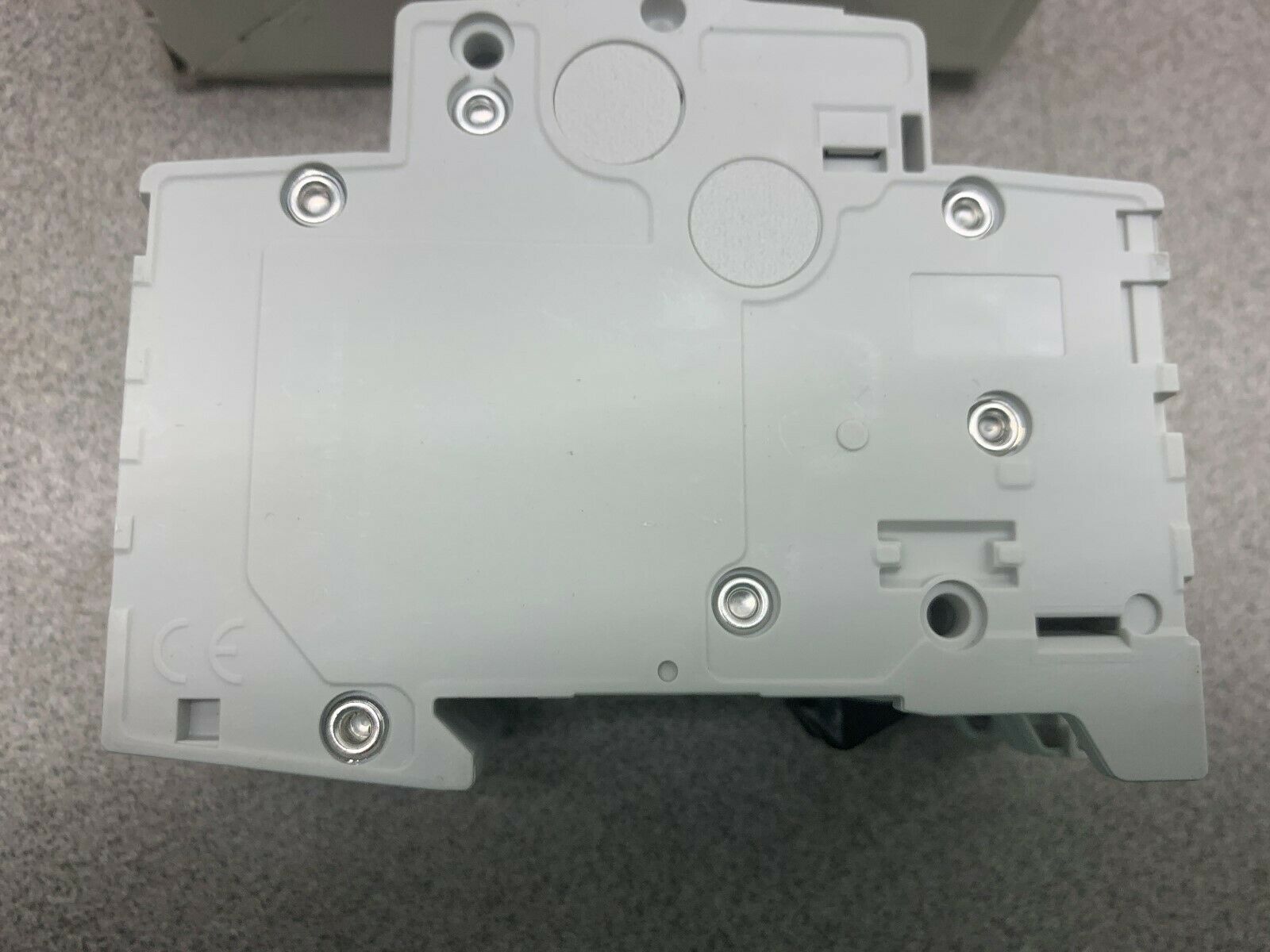 NEW IN BOX ALLEN BRADLEY PROTECTOR 1492-SPM2B500 SERIES D