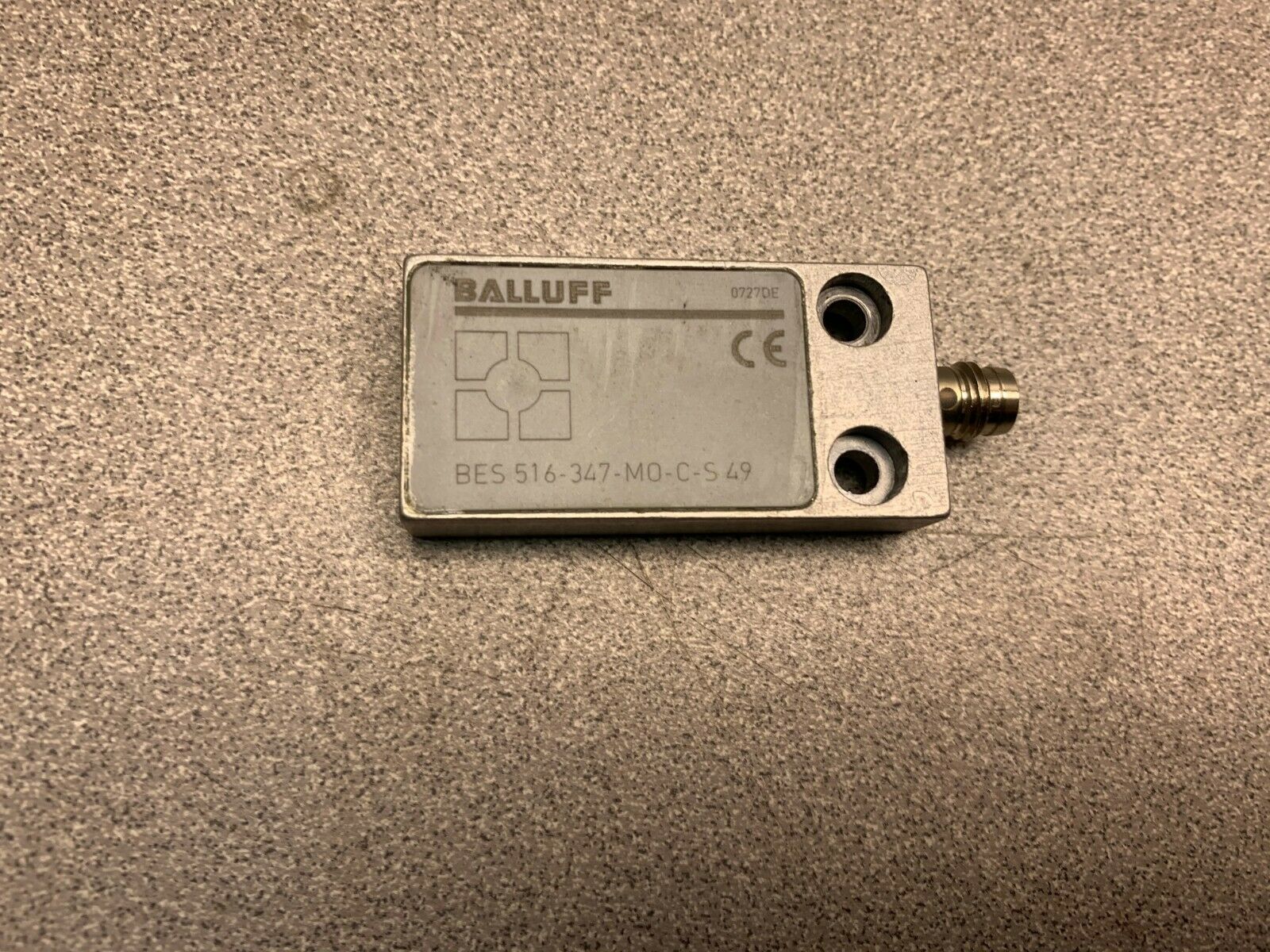 NEW NO BOX BALLUFF SENSOR BES 516-347-M0-C-S49