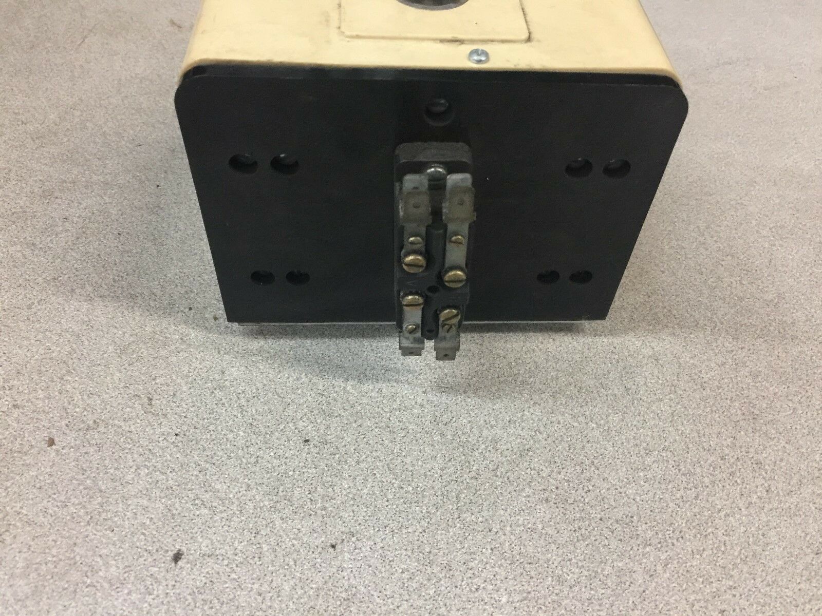 USED GM DC CONTACTOR 74VDC 1000AMP INT 35040760-10