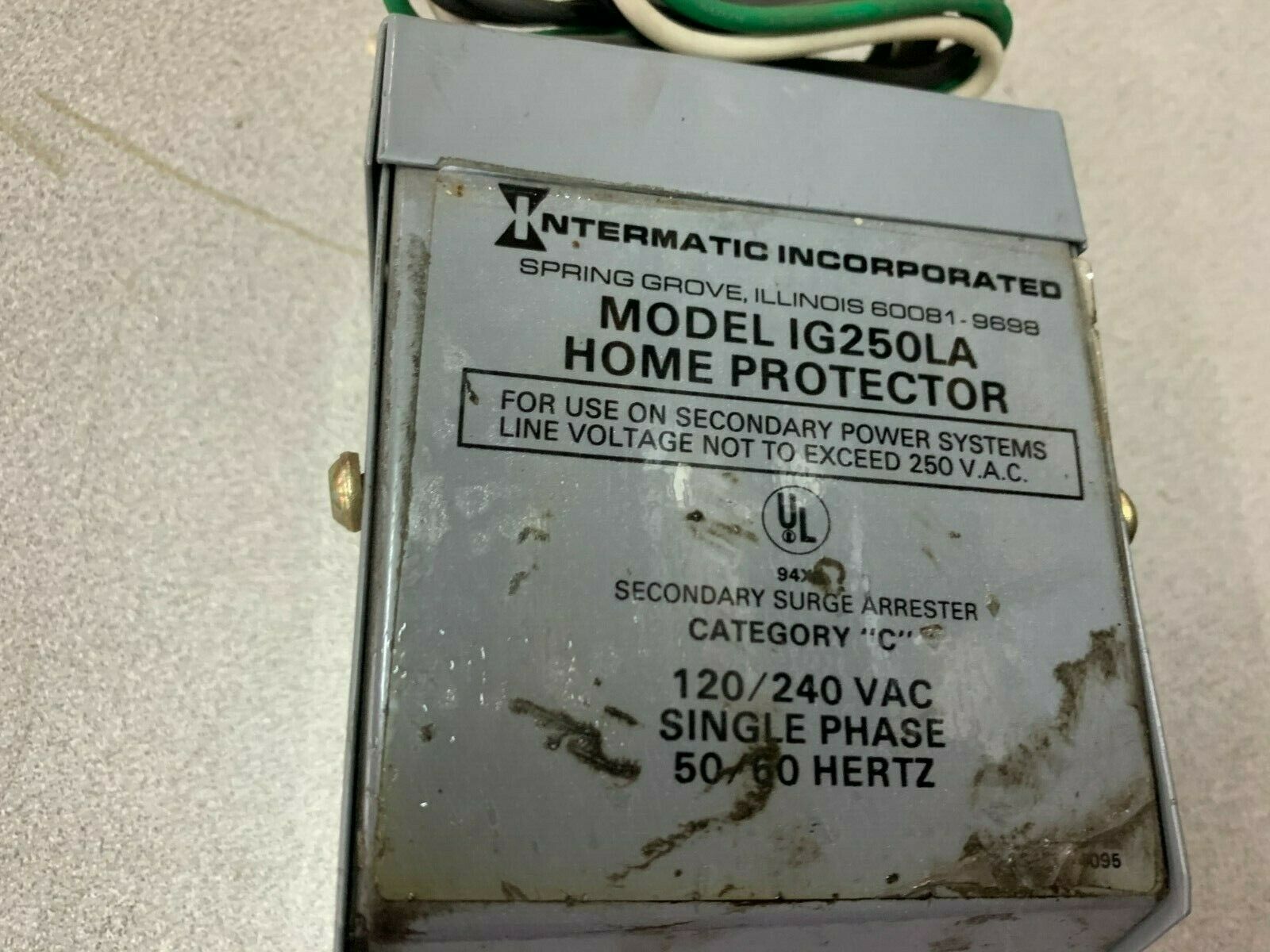NEW NO BOX INTERMATIC SURGE ARRESTER IG250LA