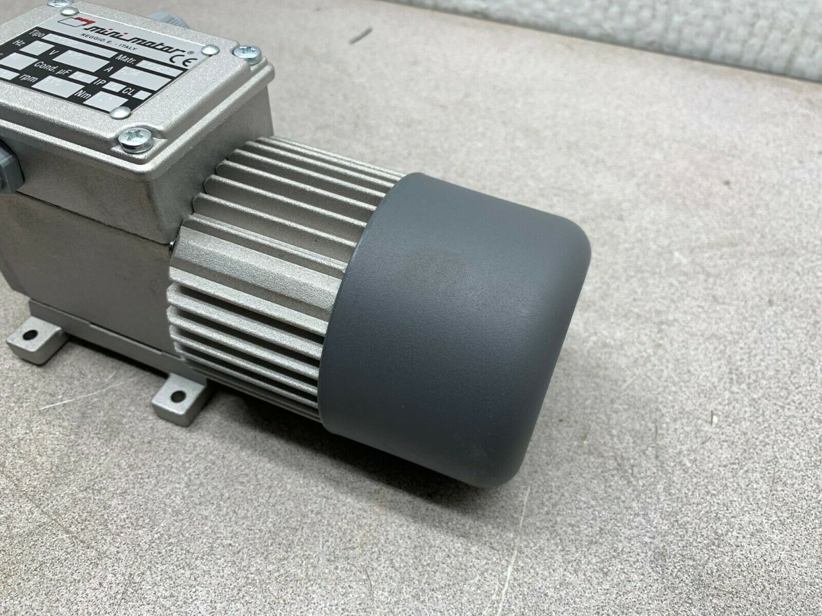 NEW NO BOX MINI MOTOR 120V. GEAR MOTOR AC100P