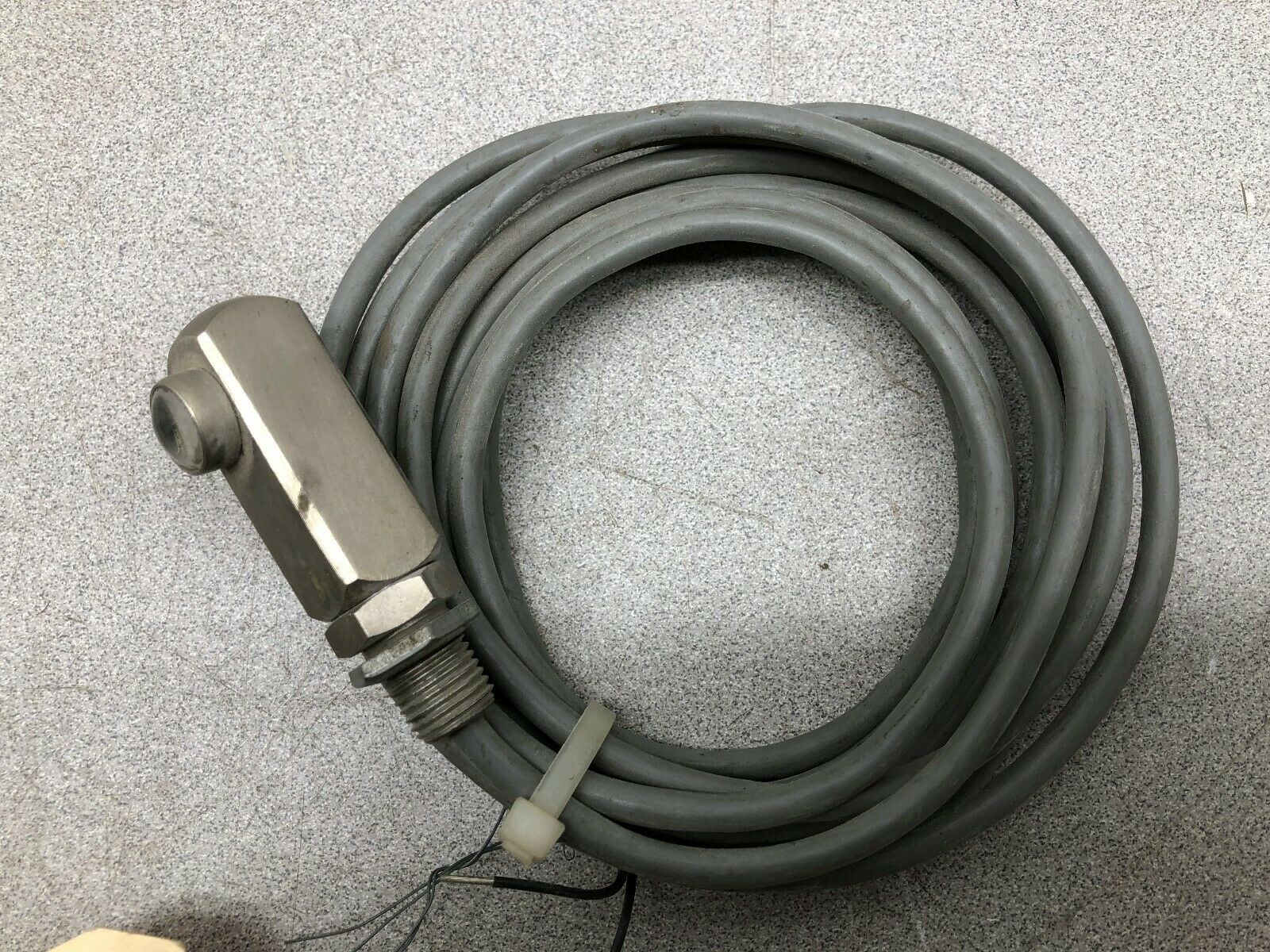 NEW NO BOX ALLEN BRADLEY PHOTOSWITCH INCANDESCENT LIGHT SOURE BEAM CONTROL 40CA