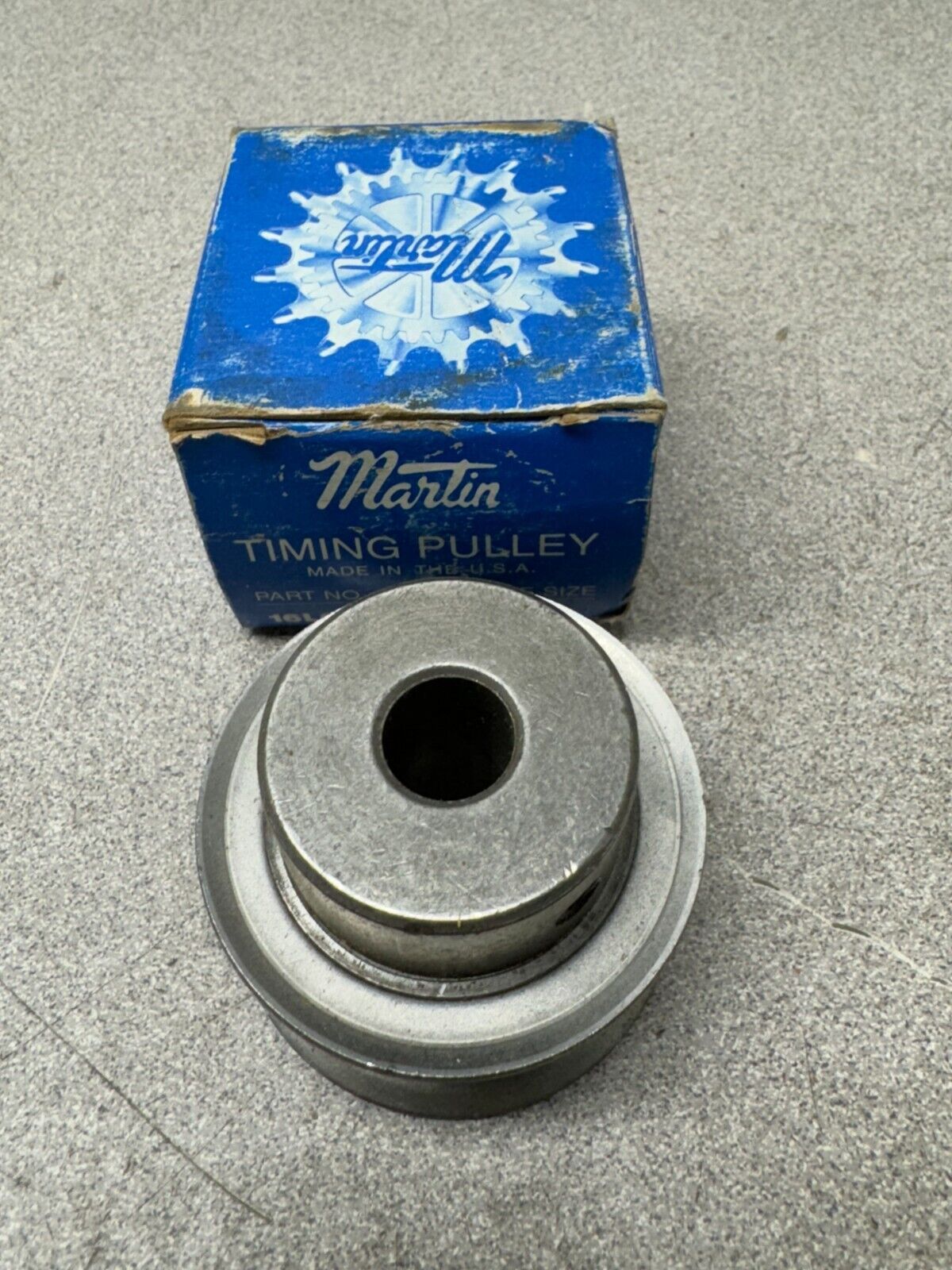 NEW IN BOX MARTIN TIMING PULLEY 16LO75 S/B