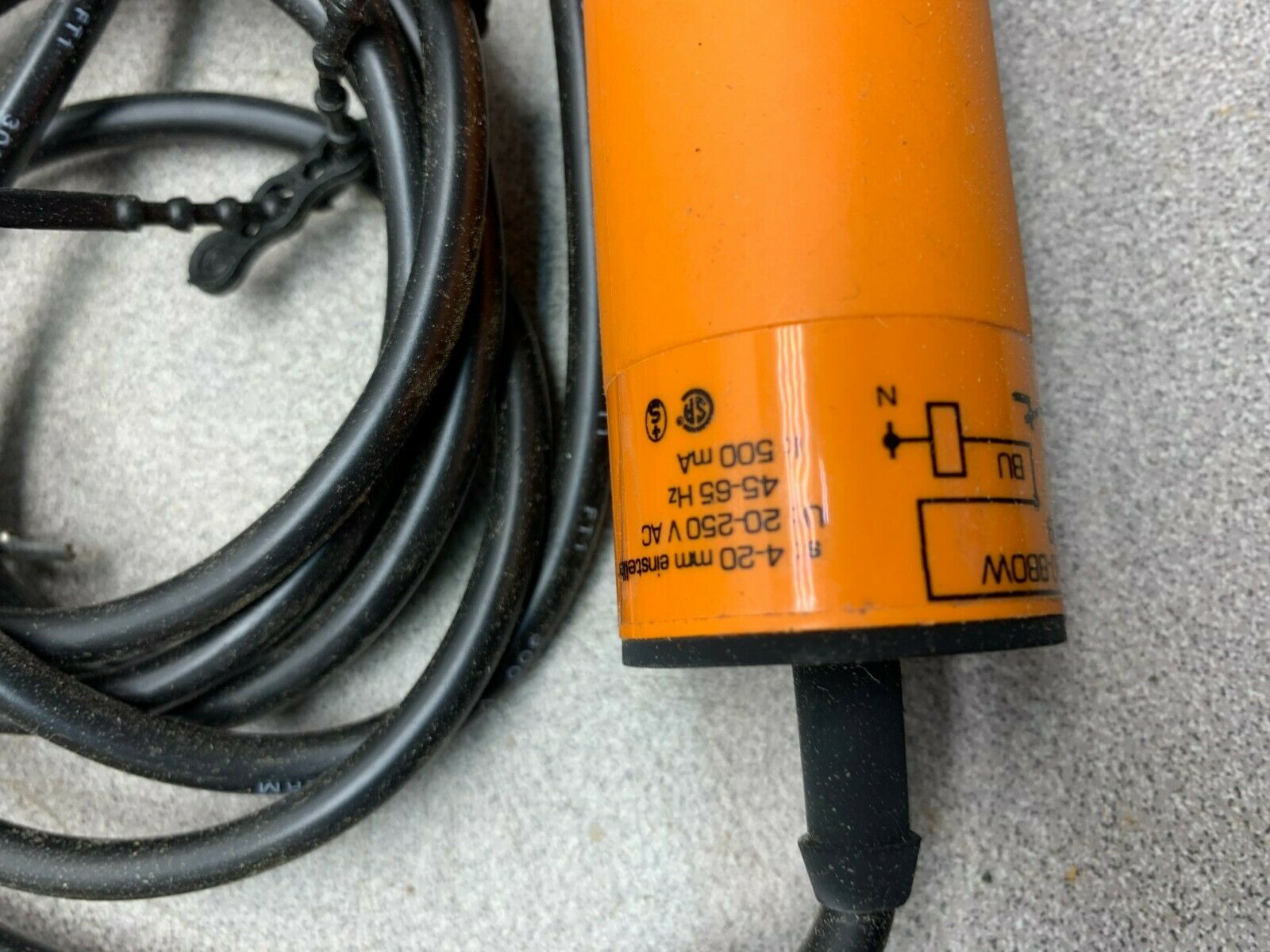 NEW IN BOX EFECTOR SENSOR KB2020BB0W