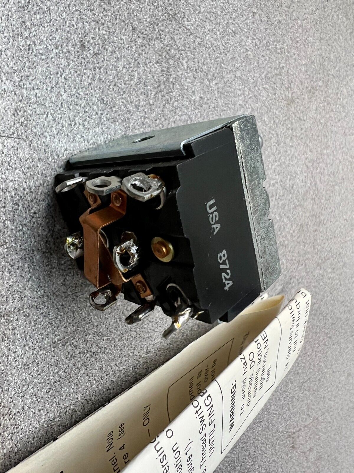 NEW IN BOX ALLEN BRADLEY REVERSING SWITCH 1362-RP24A SERIES A