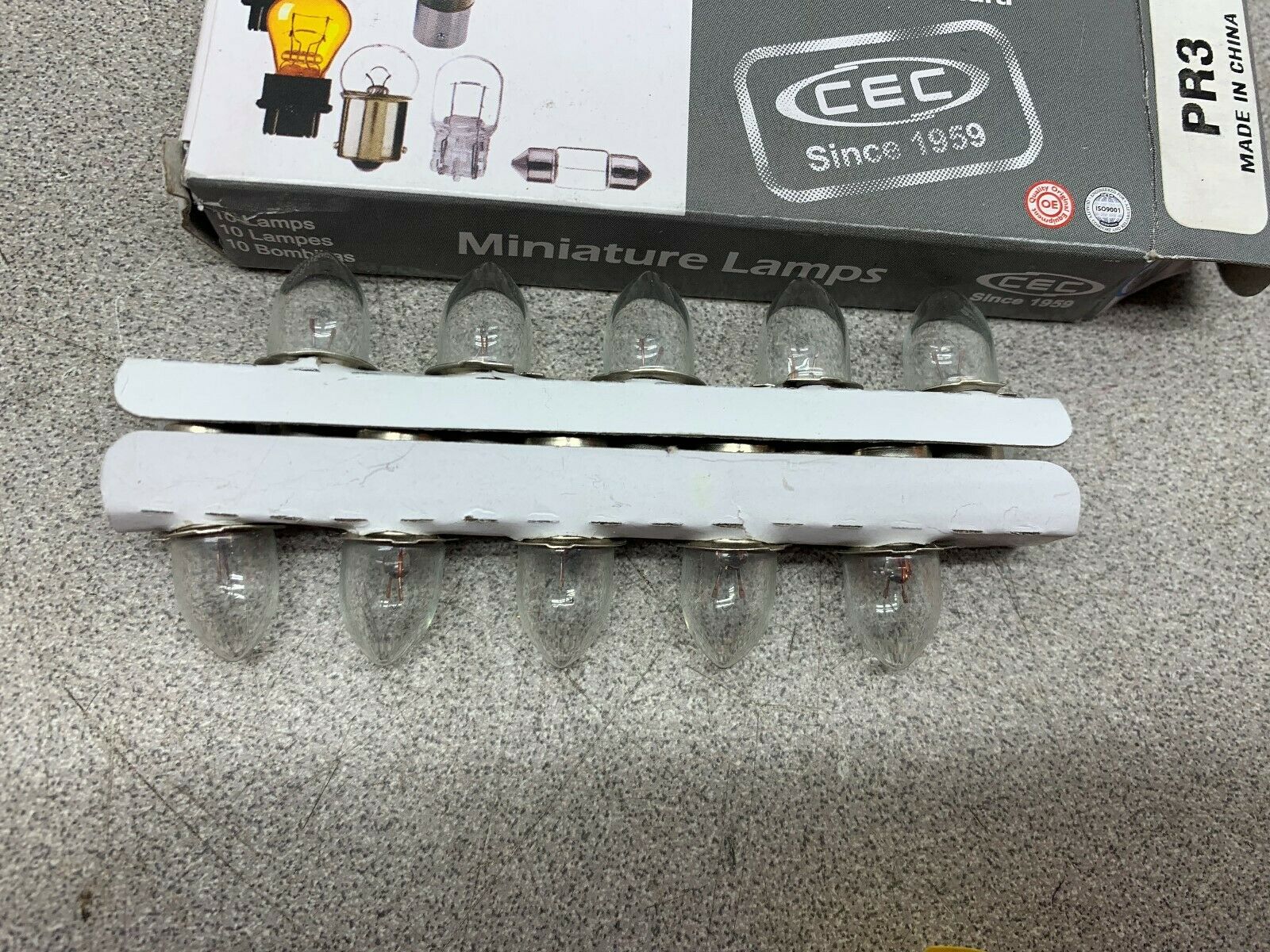 LOT OF 10 NEW IN BOX CEC BULB PR3