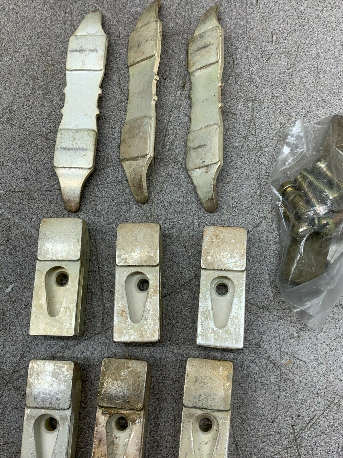 NEW IN BOX WESTINGHOUSE 3 POLE 100AMP DPCK CONTACT KIT 180C180G06