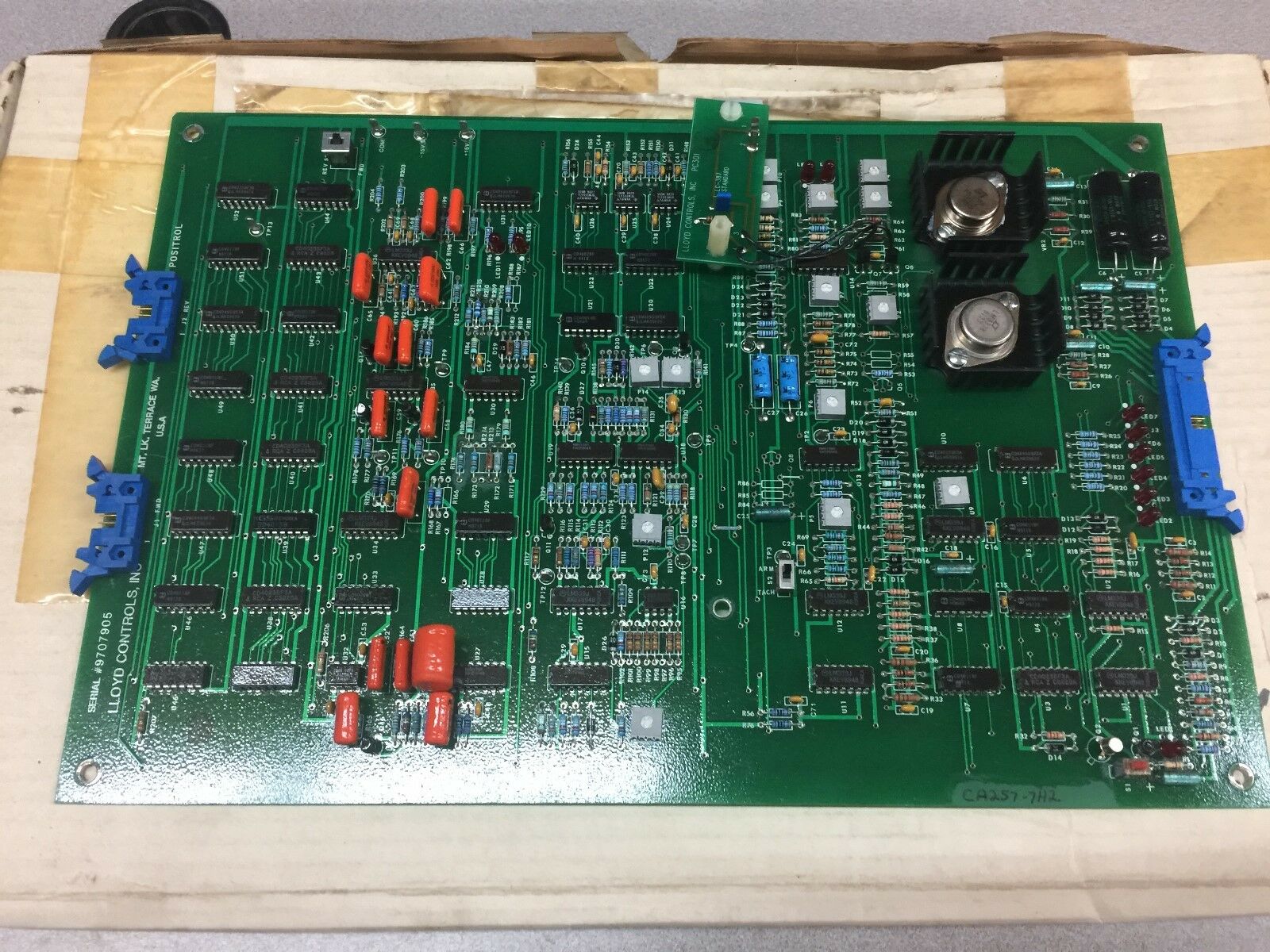 NEW IN BOX LLOYD CONTROLS CIRCUIT BOARD CA257-7H2 517044