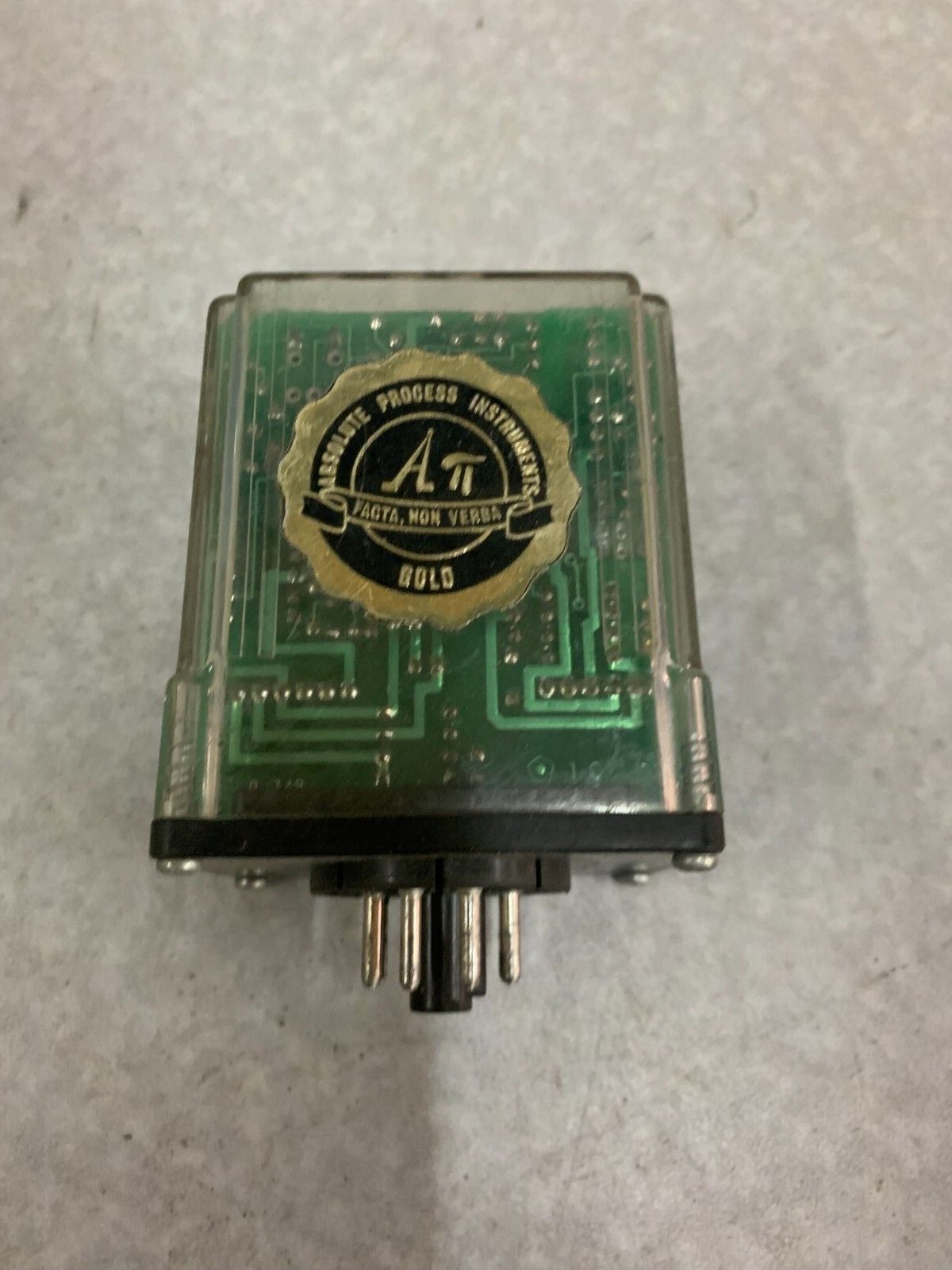 USED ABSOLUTE PROCESS INSTRUMENTS ISOLATED SIGNAL CONDITIONER API 4300 G M09