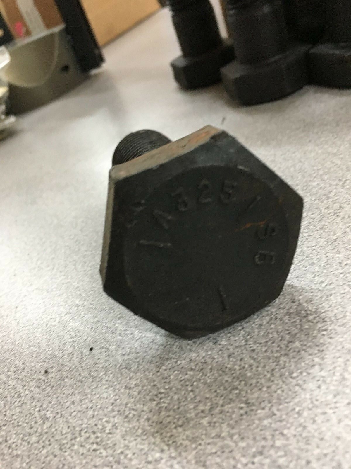 NEW LOT OF 9 HEX HEAD 1"-9 X 2-3/4" GRADE 5 BOLTS