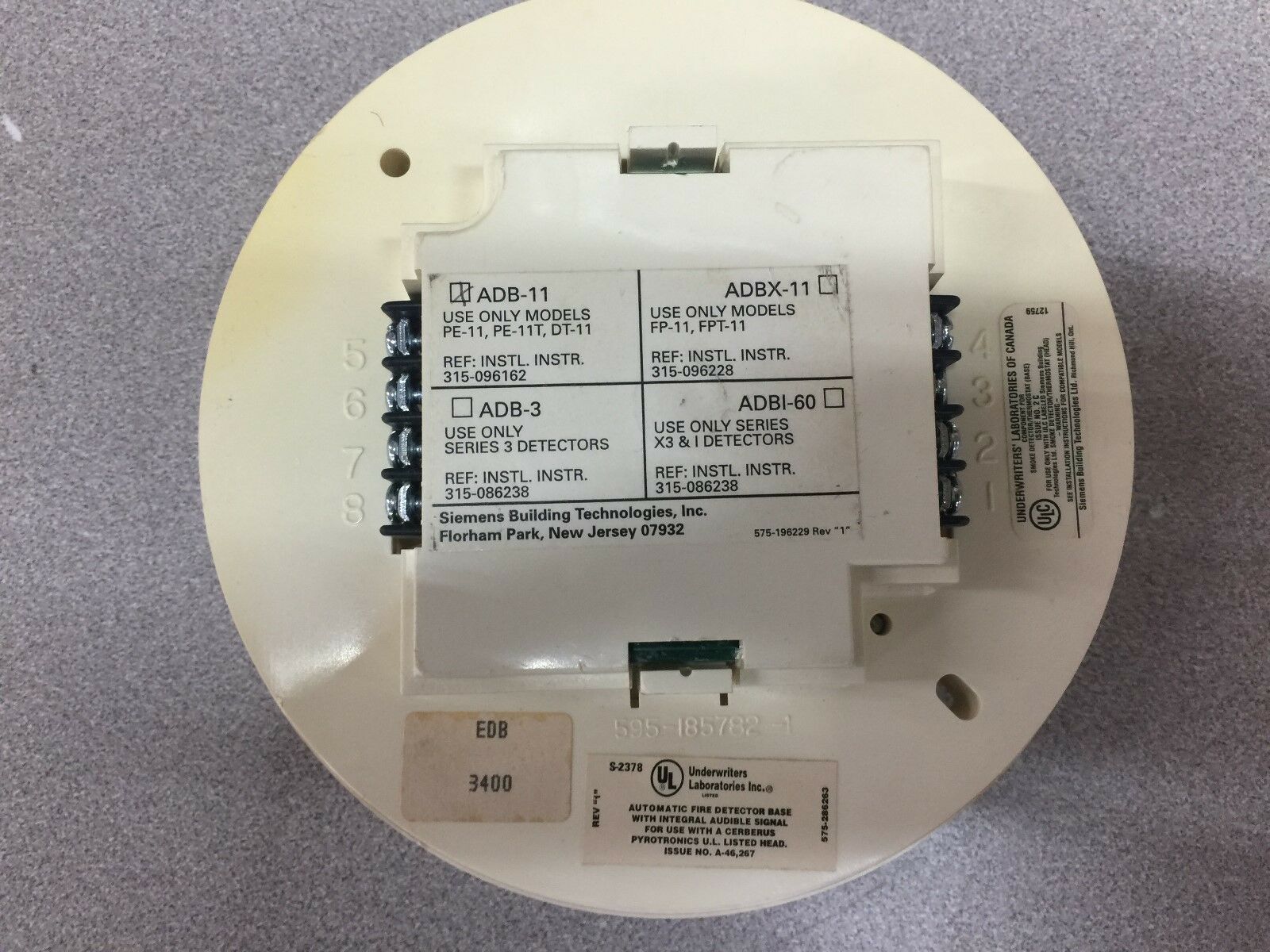 NEW NO BOX SIEMENS AUDIBLE BASE FOR SERIES 11 SMOKE DETECTOR ADB-11