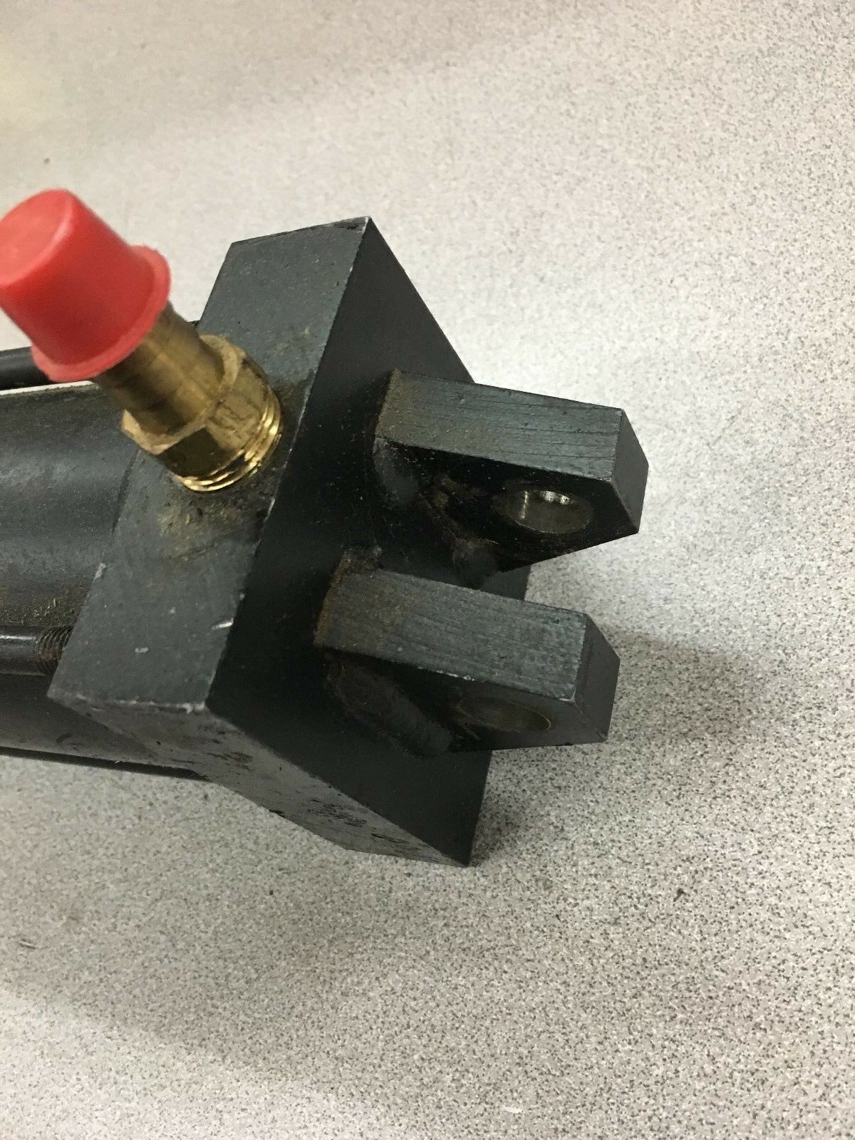 NEW NO BOX SCHRADER BELLOWS PN SERIES CYLINDER PNC118101 9.000