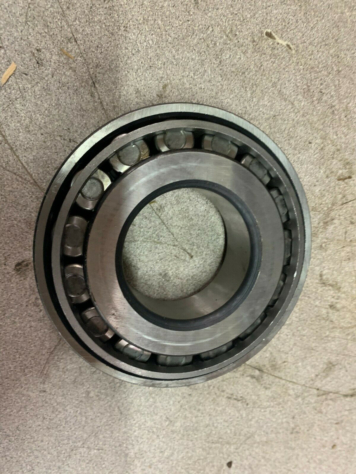 NEW IN BOX SNR BEARING AND RACE 30310C