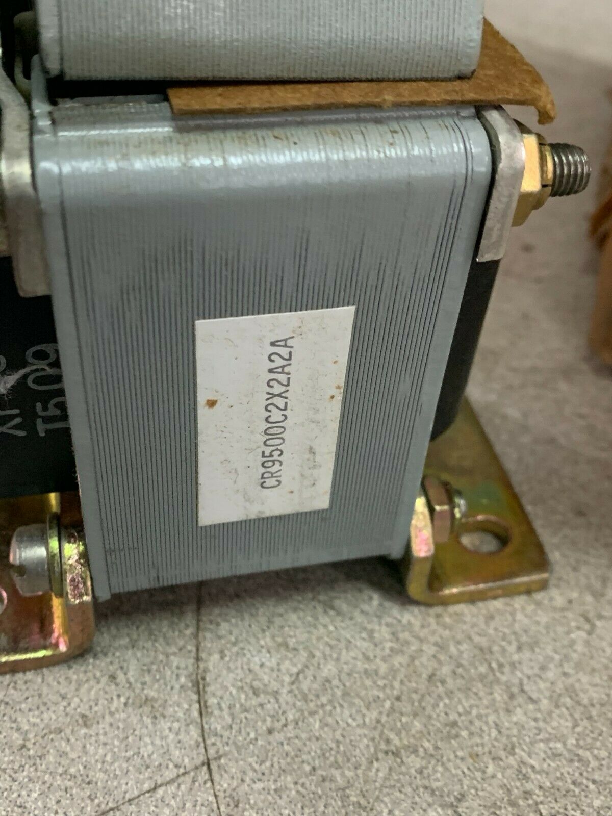 NEW IN BOX GENERAL ELECTRIC INDUSTRIAL SOLENOID CR9500C202A2A