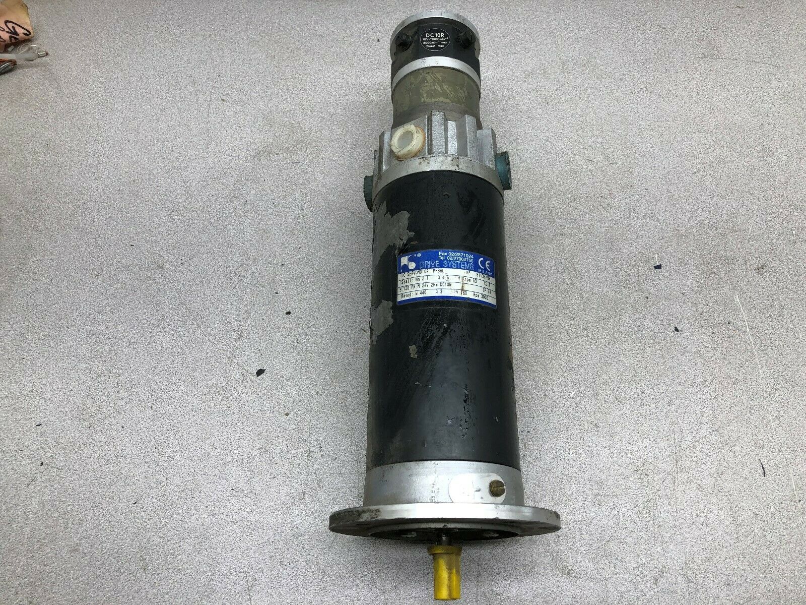 USED DRIVE SYSTEMS 3000 RPM 9.120 FR 2.1 NM STALL DC SERVOMOTOR MP66L / DC10R