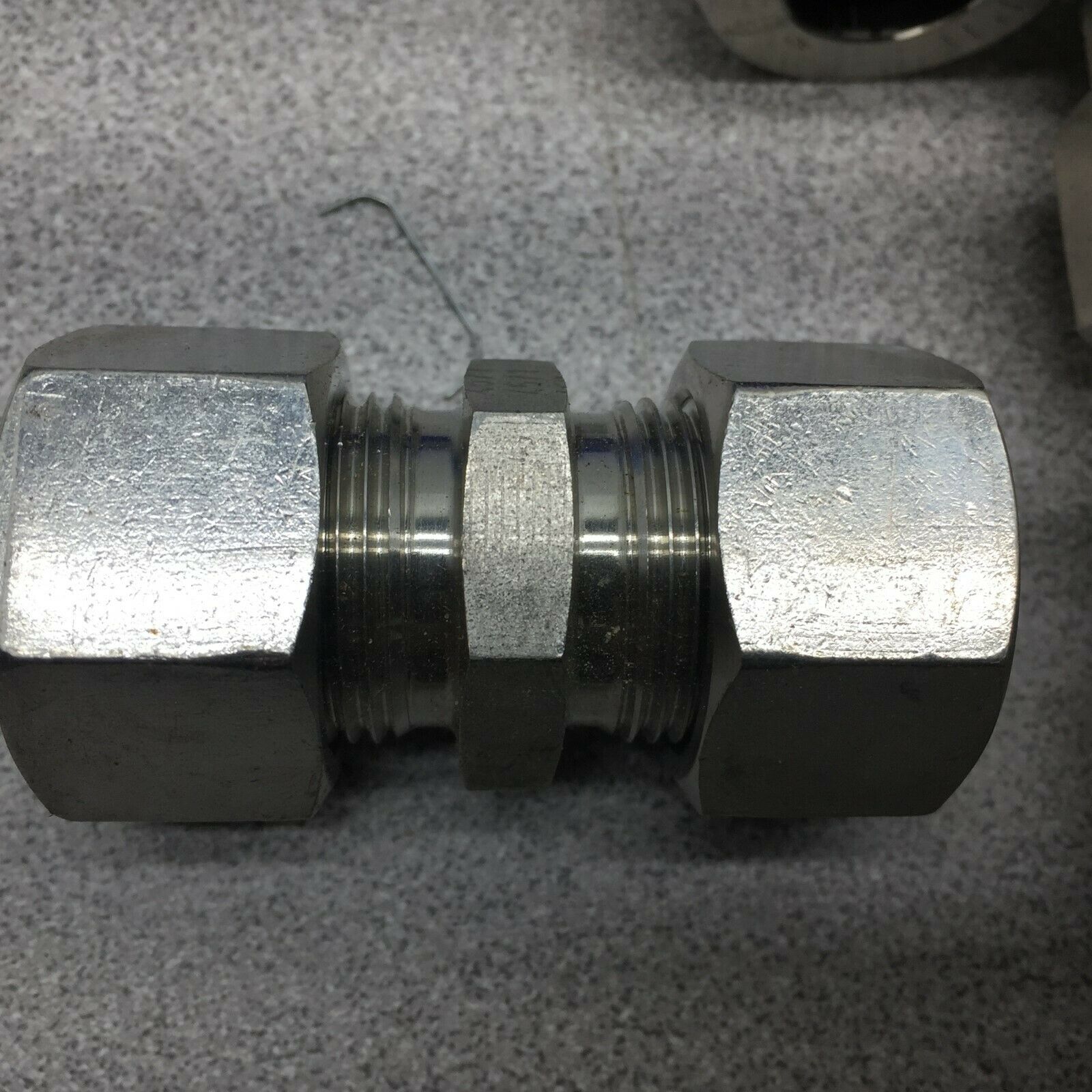 NEW NO BOX (LOT OF 11) PH M15 X M15 FEMALE TUBE CONNECTOR 15L-4571