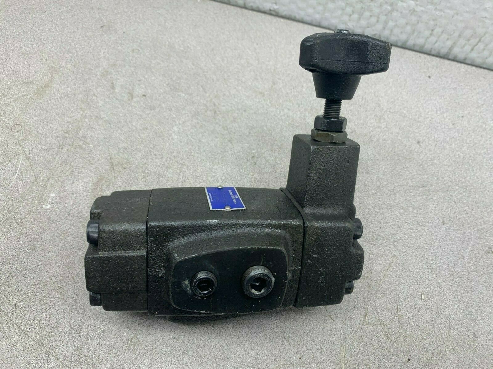 NEW NO BOX NORTHMAN FLUID POWER RELIEF VALVE PRV-T03-3-10-N