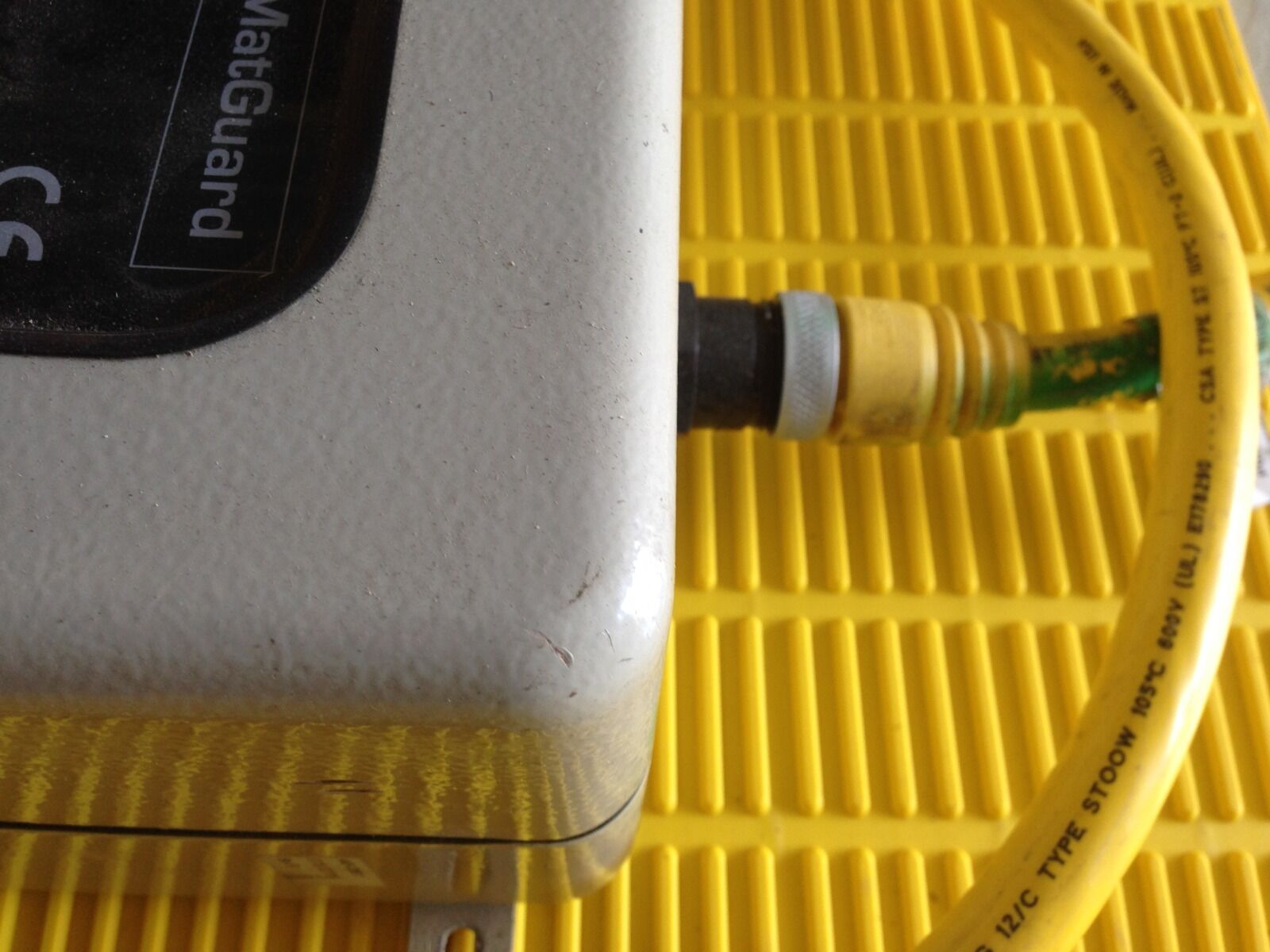 USED ALLEN-BRADLEY MATGUARD WITH MAT GUARDMASTER 440F-C28011