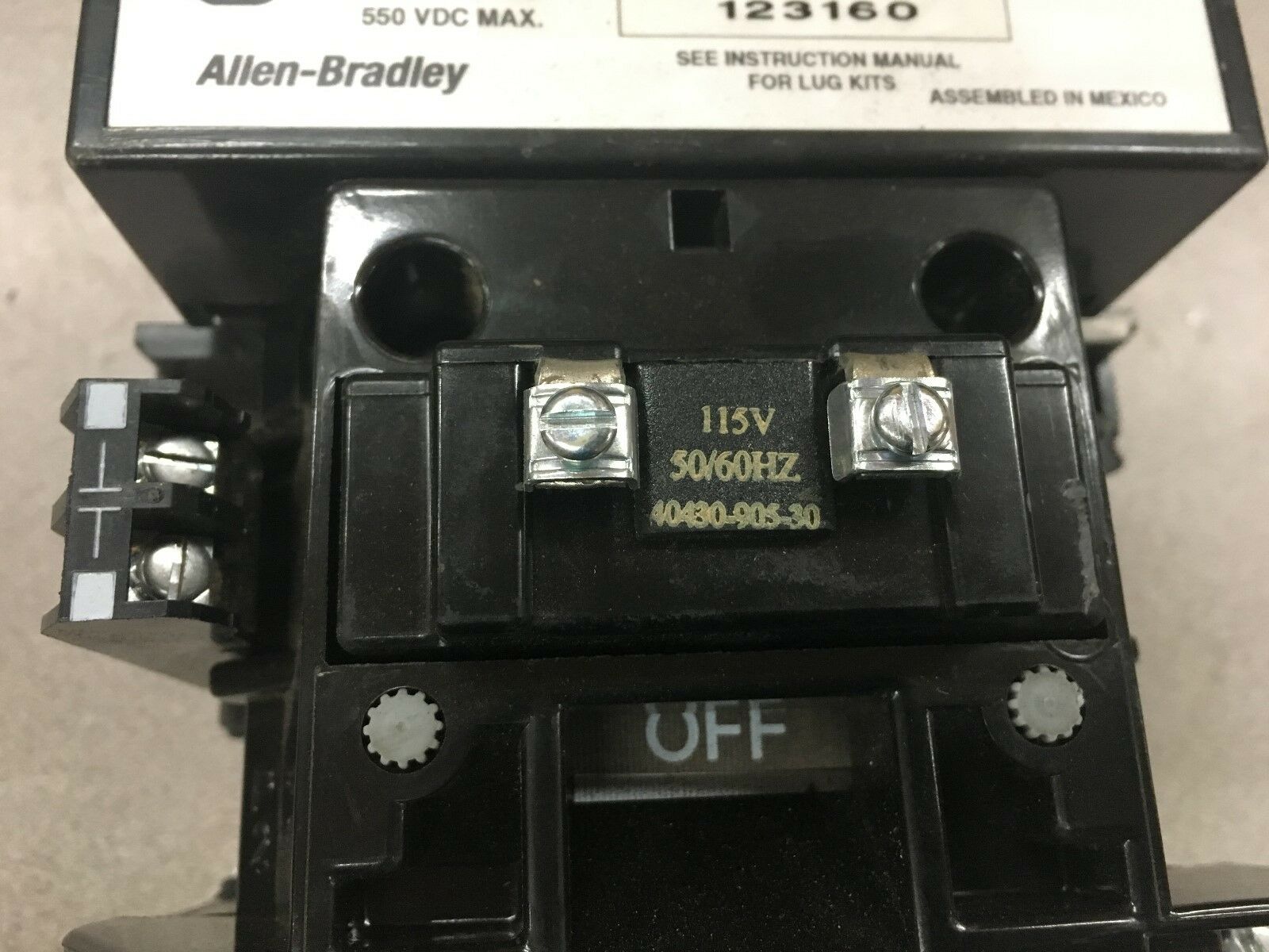 NEW NO BOX ALLEN-BRADLEY DC CONTACTOR 123160