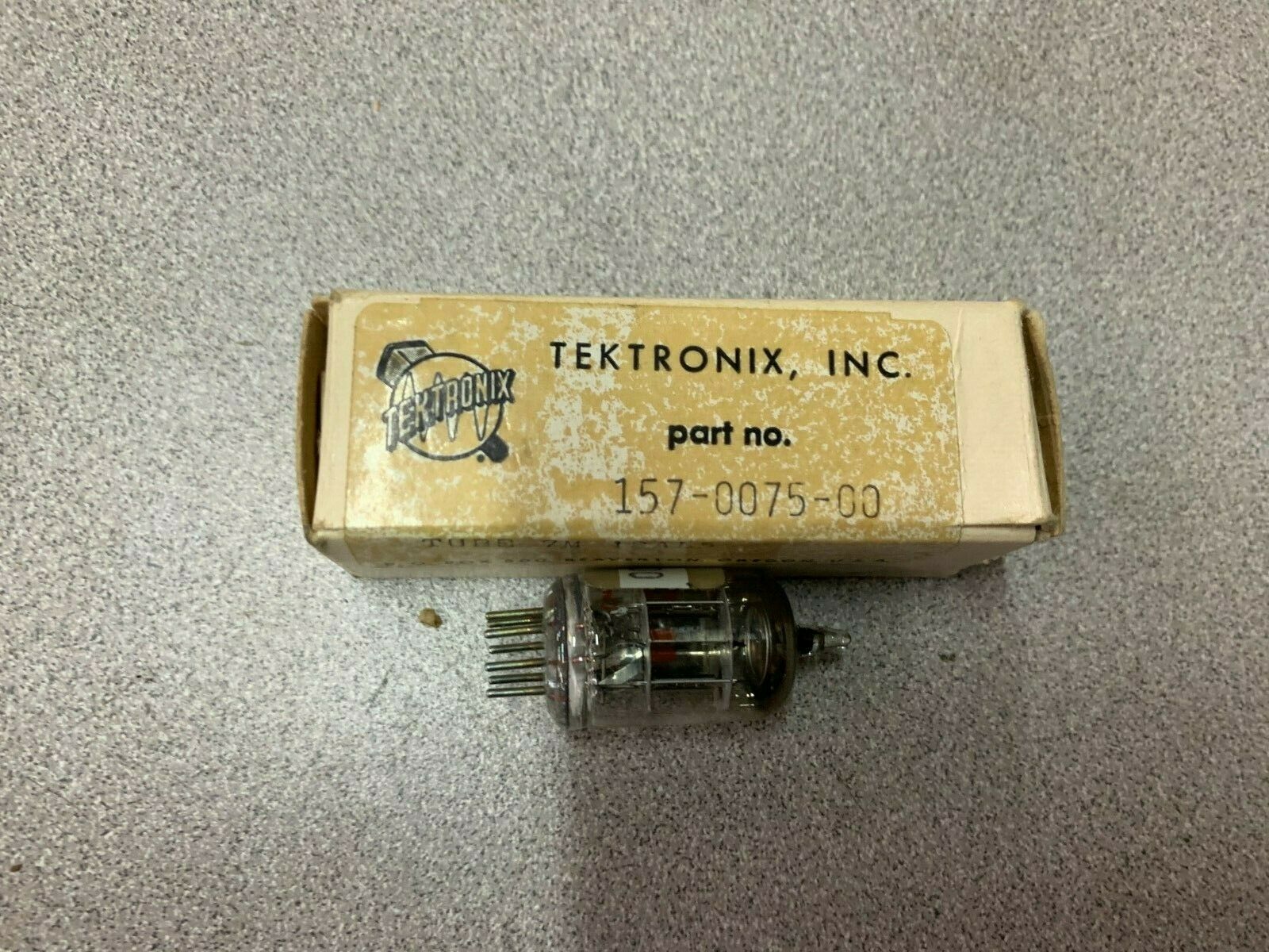 NEW IN BOX TEKTRONIX POWER TUBE 157-0075-00
