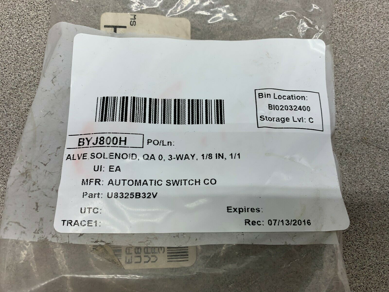 NEW NO BOX AUTOMATIC VALVE U8325B32V