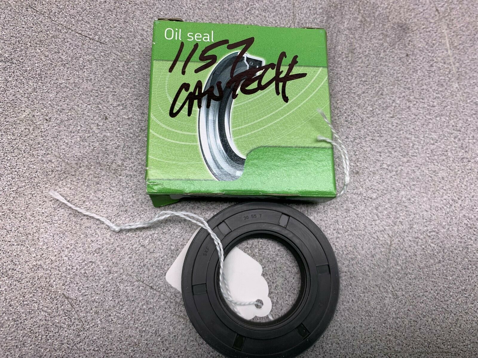 LOT OF 9 NEW IN BOX SKF OILSEAL 692375