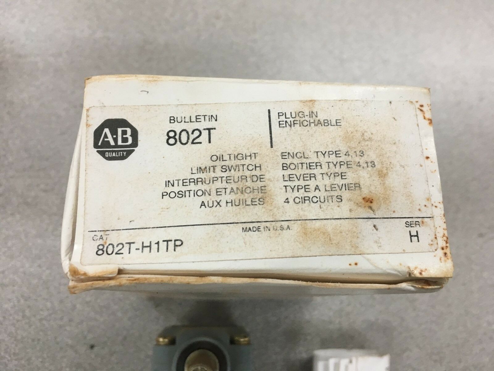 NEW IN BOX ALLEN-BRADLEY OILTIGHT LIMIT SWITCH 802T-H1TP SERIES H