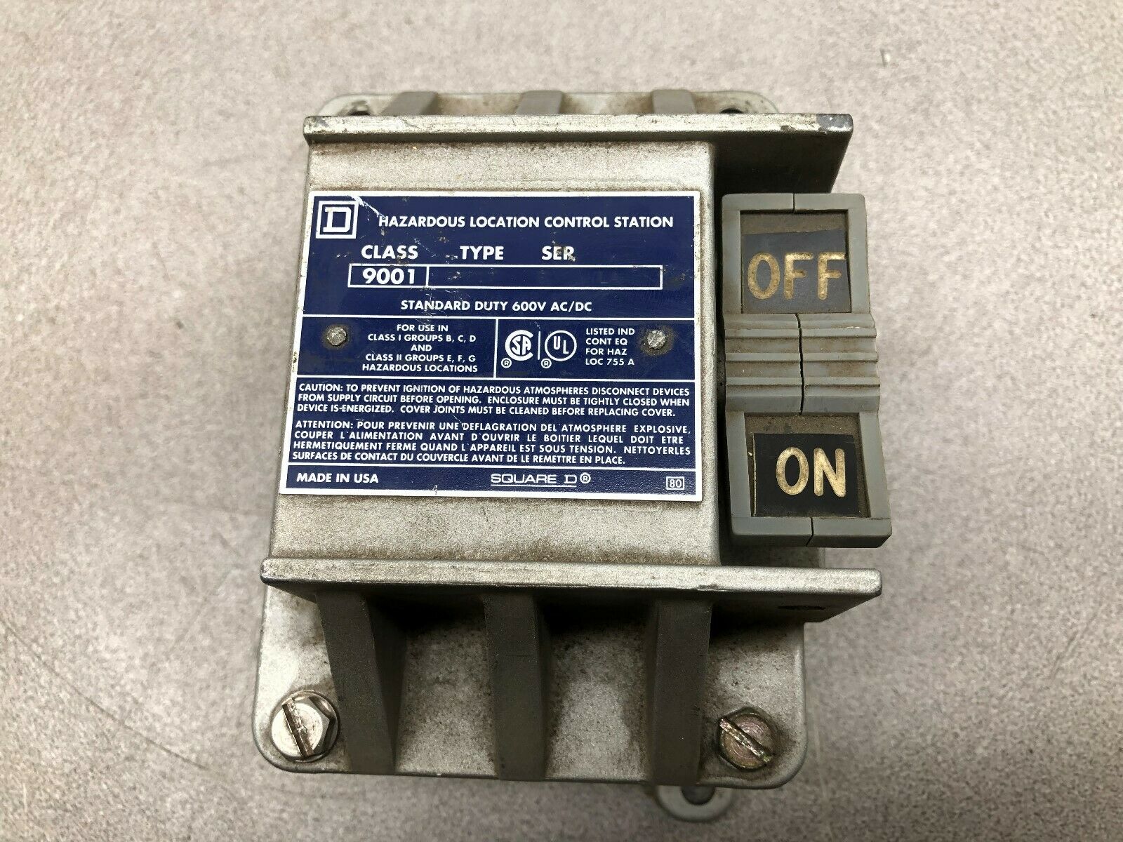 USED SQUARE D 600 VAC/DC HAZARDOUS LOCATION COTROL STATION 9001 BR217