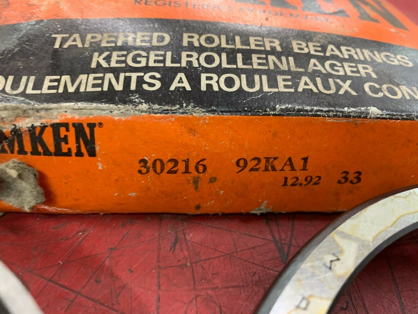 NEW IN BOX TIMKEN BEARING WITH RACE 30216 WITH 92KA1