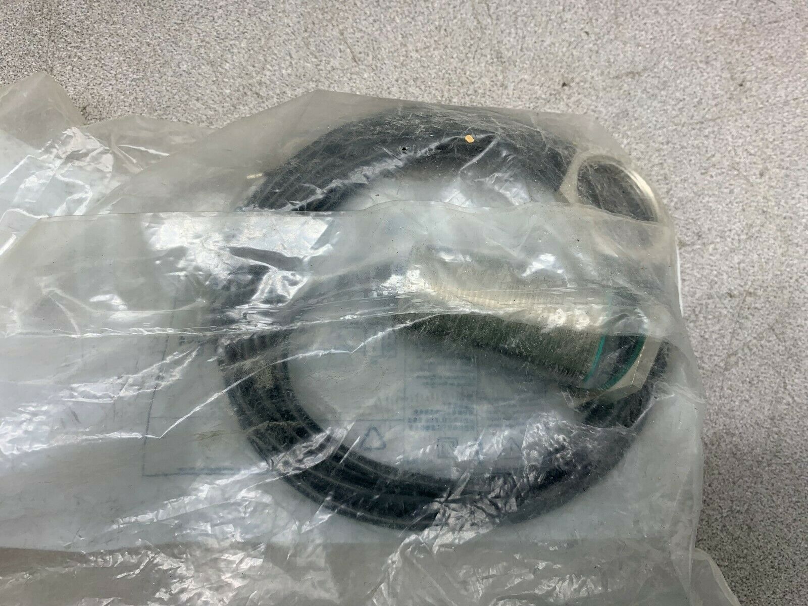 NEW NO BOX PEPPERL+FECHS SWITCH 3RG4014-0KB00-PF