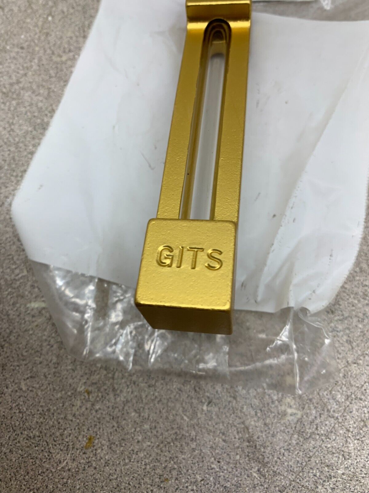 NEW NO BOX GITS MFG. 1500-204 1/8IN, MALE NPT, 4-1/4IN LIQUID LEVEL GAUGE 15204