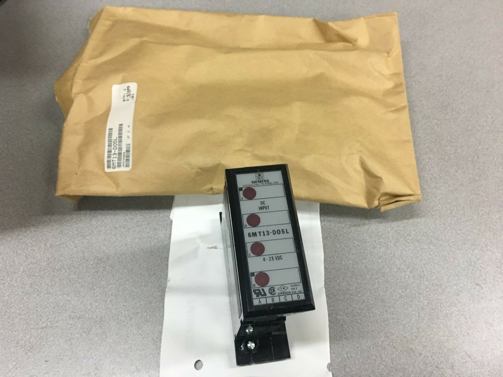 NEW IN BAG SIEMENS TEXAS INSTRUMENTS INPUT MODULE 6MT13-D05L