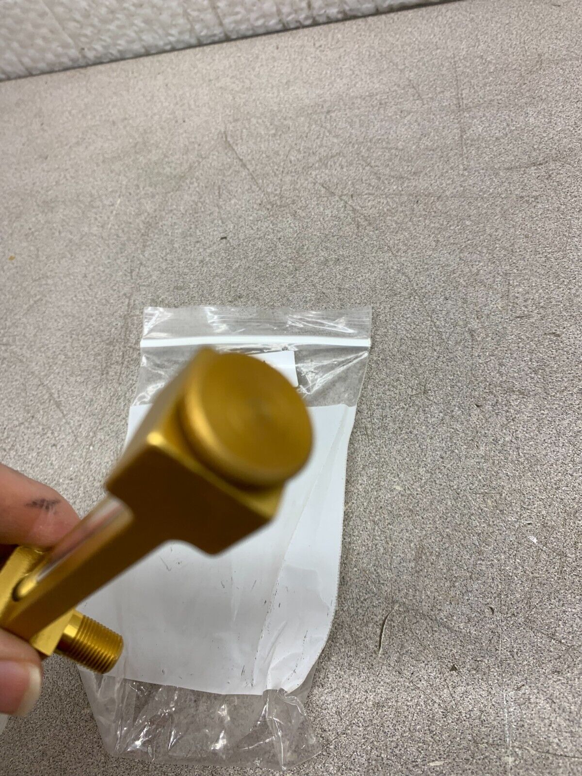 NEW NO BOX GITS MFG. 1500-204 1/8IN, MALE NPT, 4-1/4IN LIQUID LEVEL GAUGE 15204