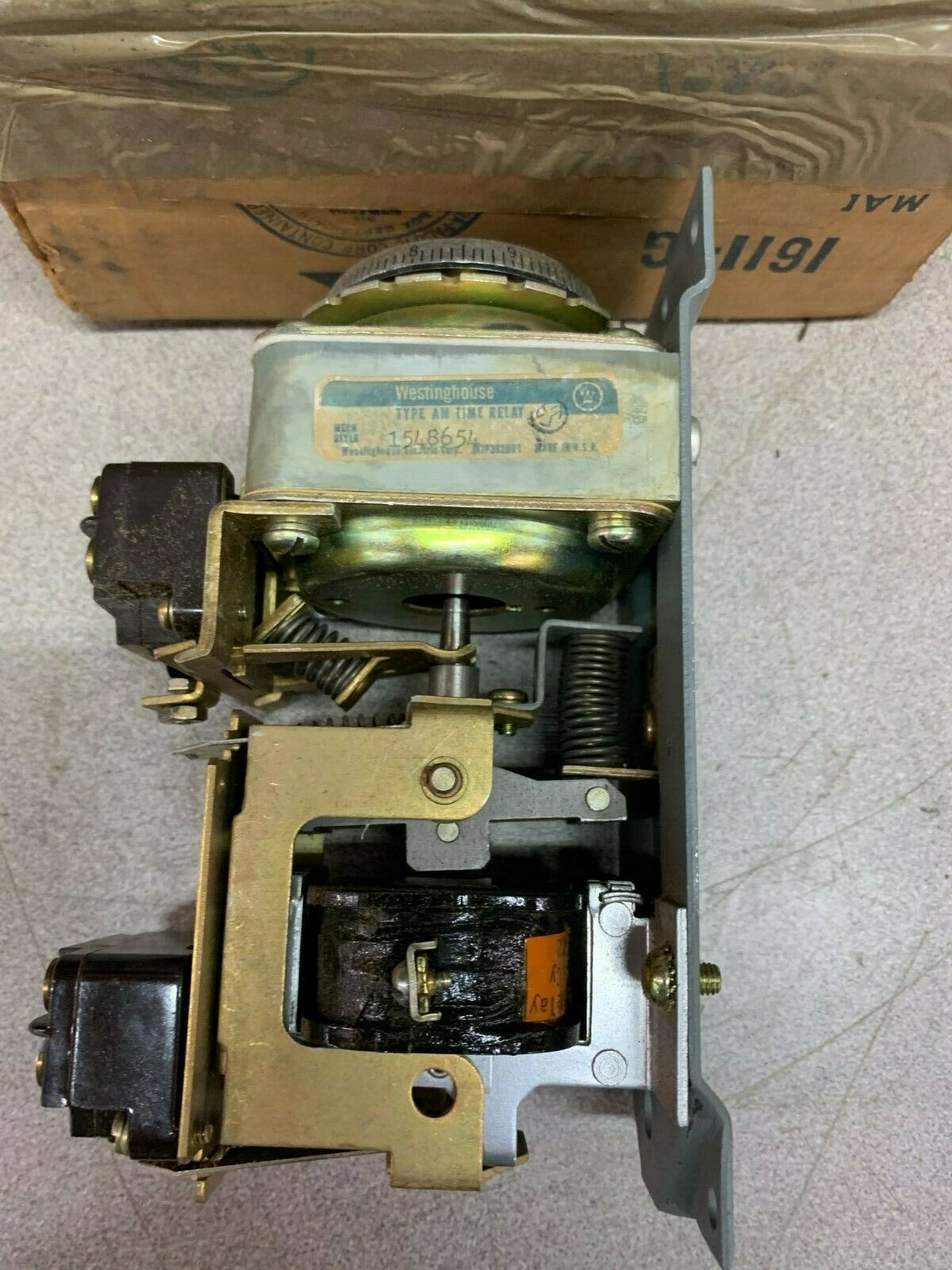 NEW IN BOX WESTINGHOUSE TIMING RELAY 1548654