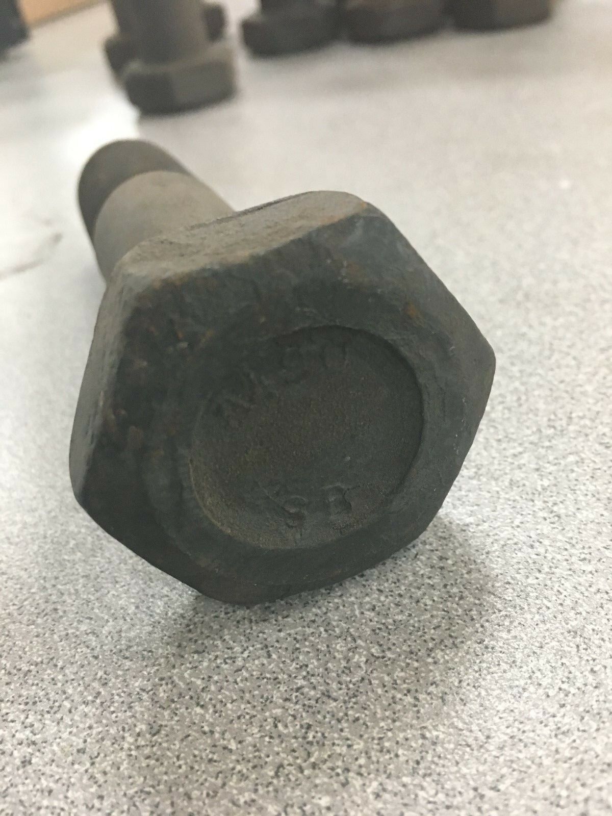 NEW LOT OF 9 HEX HEAD 1"-9 X 4" GRADE 5 BOLTS