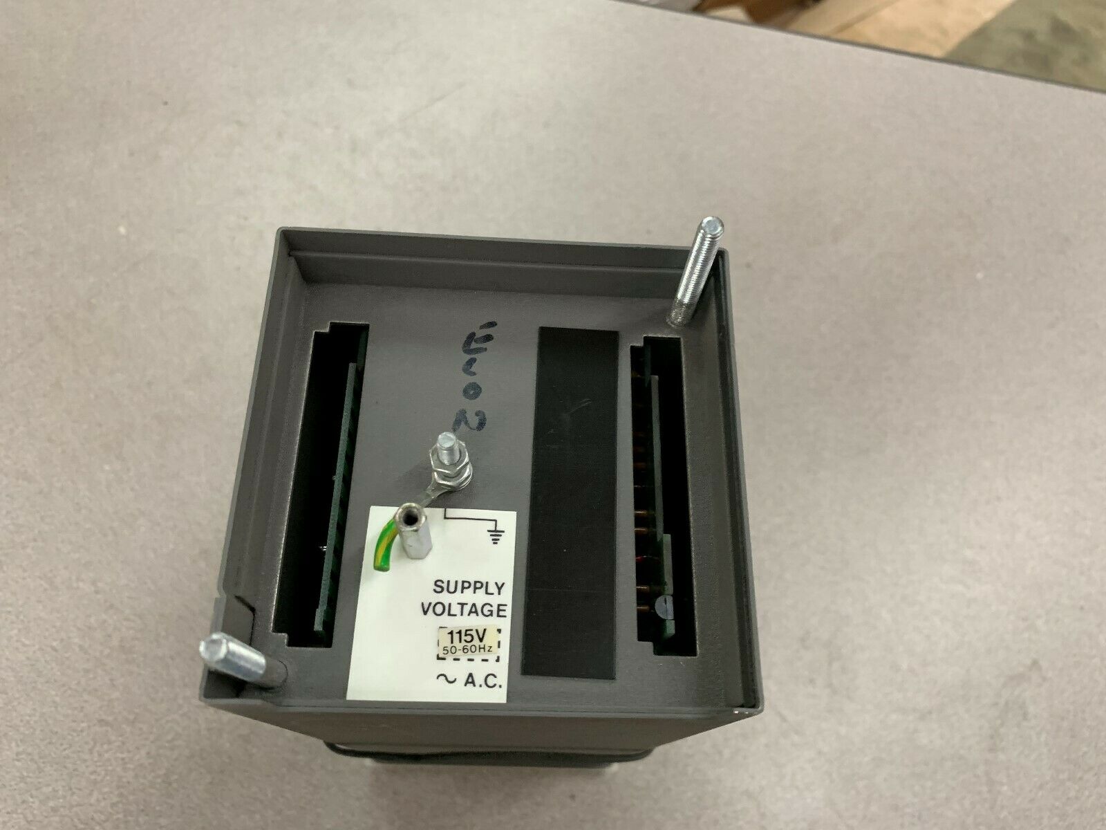 USED ABB COMMANDER 300 TEMPERATURE CONTROLLER C3000010STD