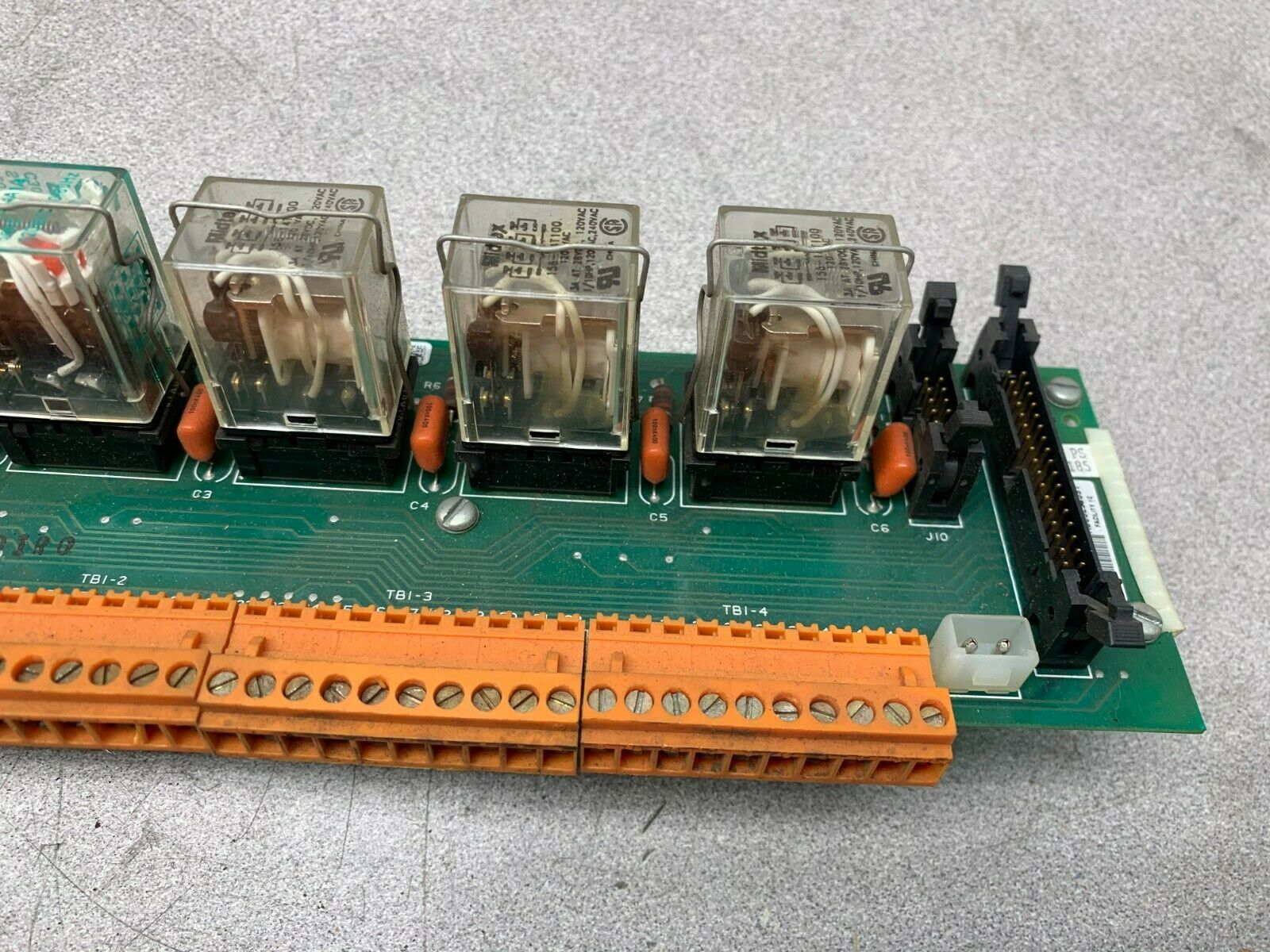 USED ALLEN-BRADLEY 113579 RELAY BOARD 113039 REV. 03