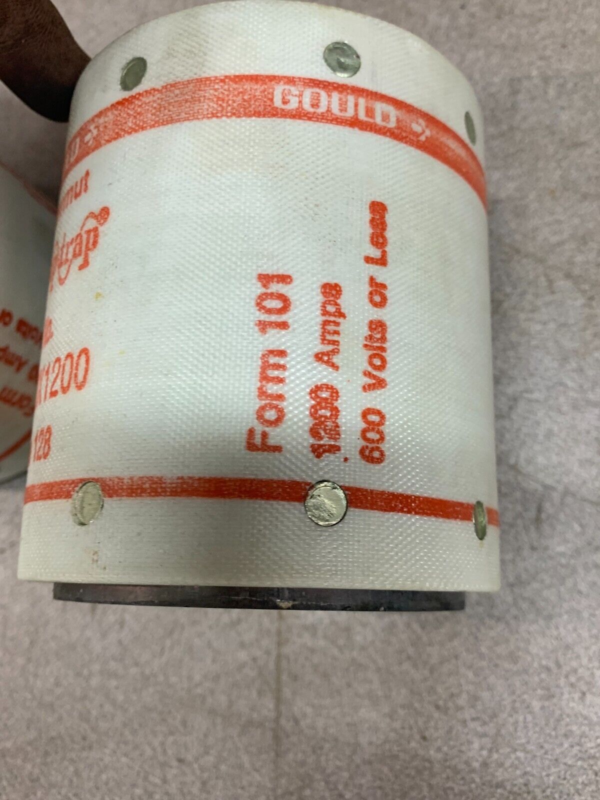 NEW NO BOX GOULD SHAWMUT AMP-TRAP 600V. 1200AMP FUSE A60X1200 TYPE 128