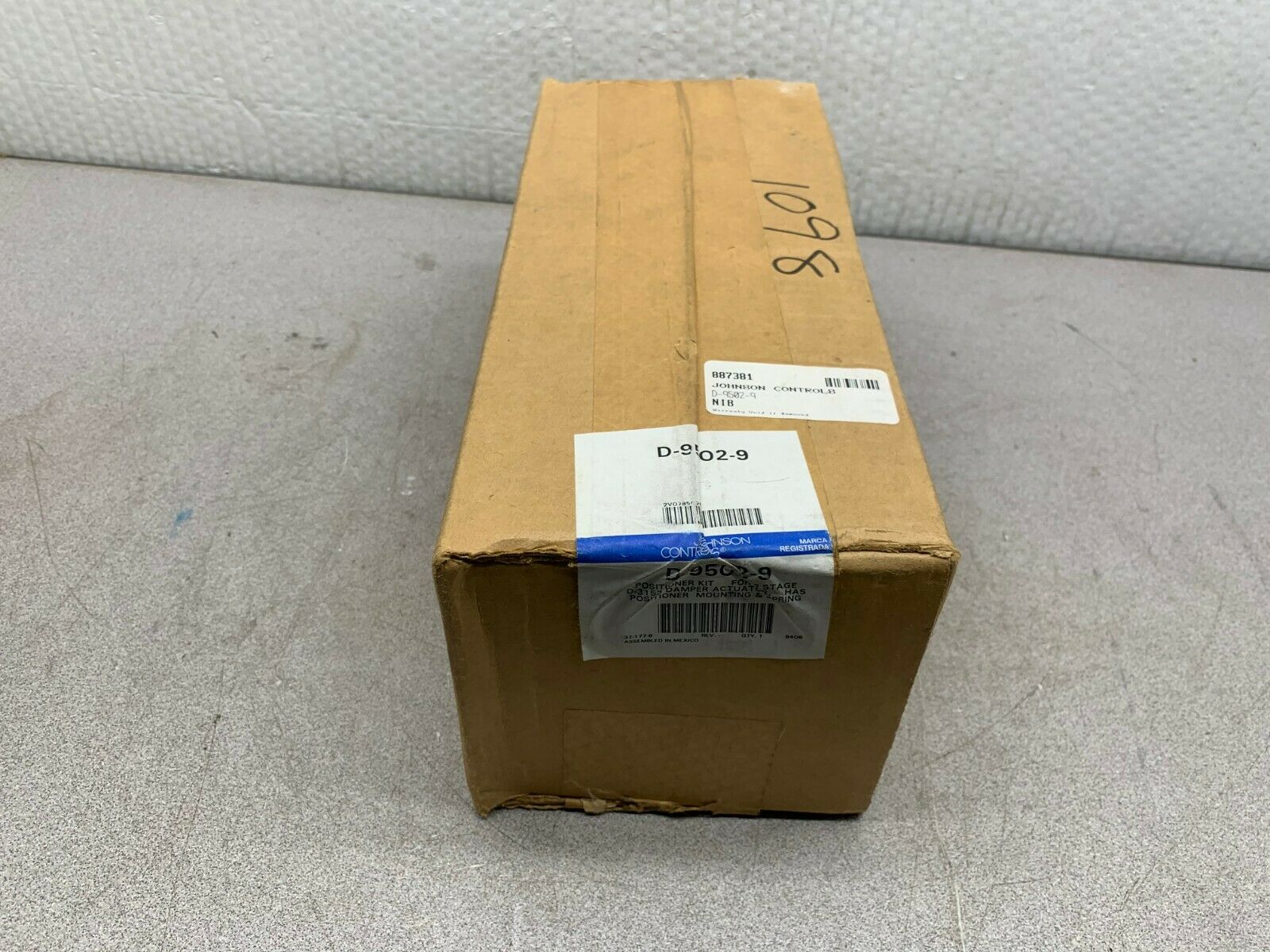 NEW IN BOX JOHNSON CONTROLS POSITIONER KIT D-9502-9