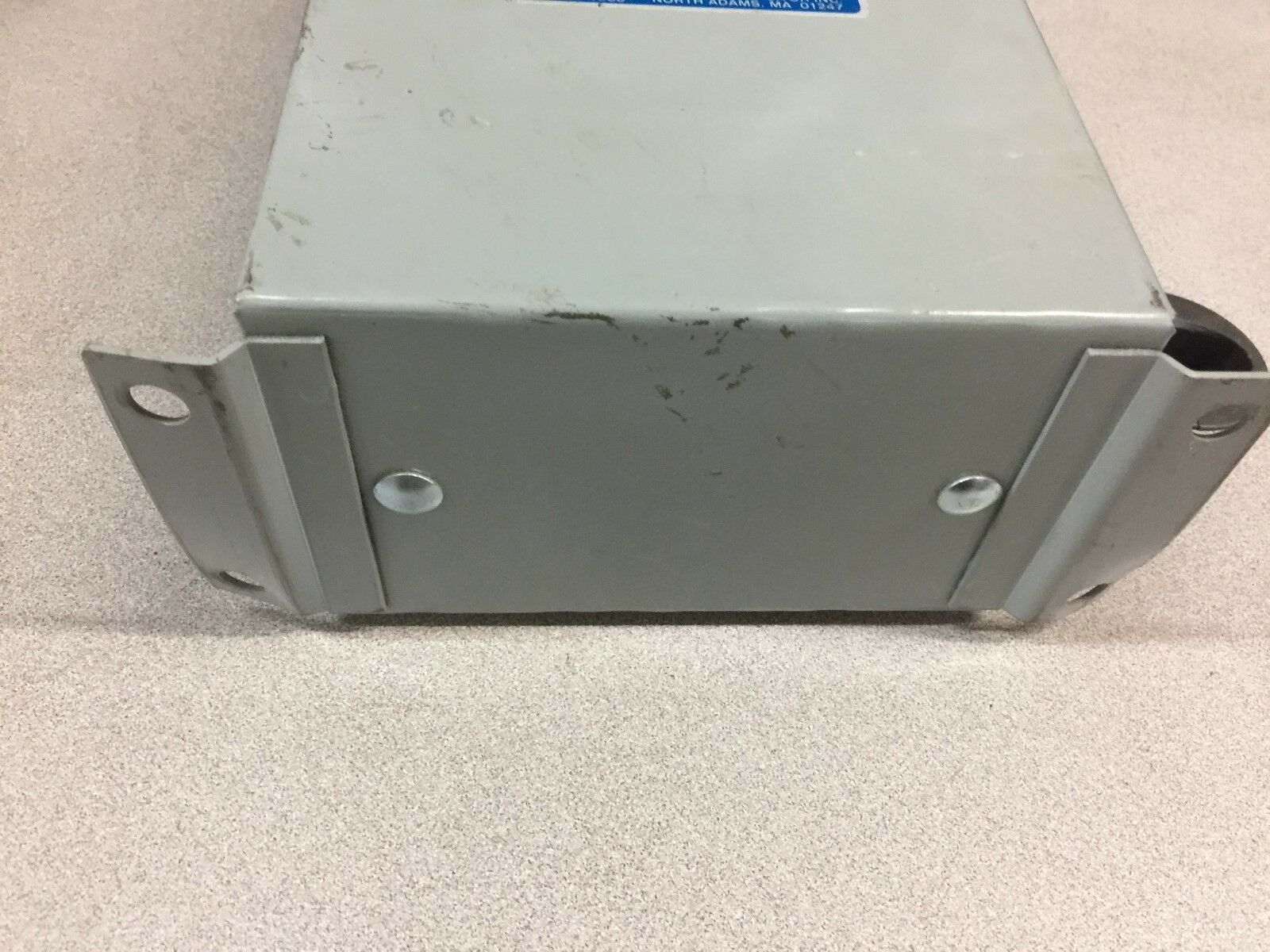 NEW NO BOX ECCOL UNIPAK 10KVAR 480V 3PH .31GAL POWER CAPACITOR 1043PMU