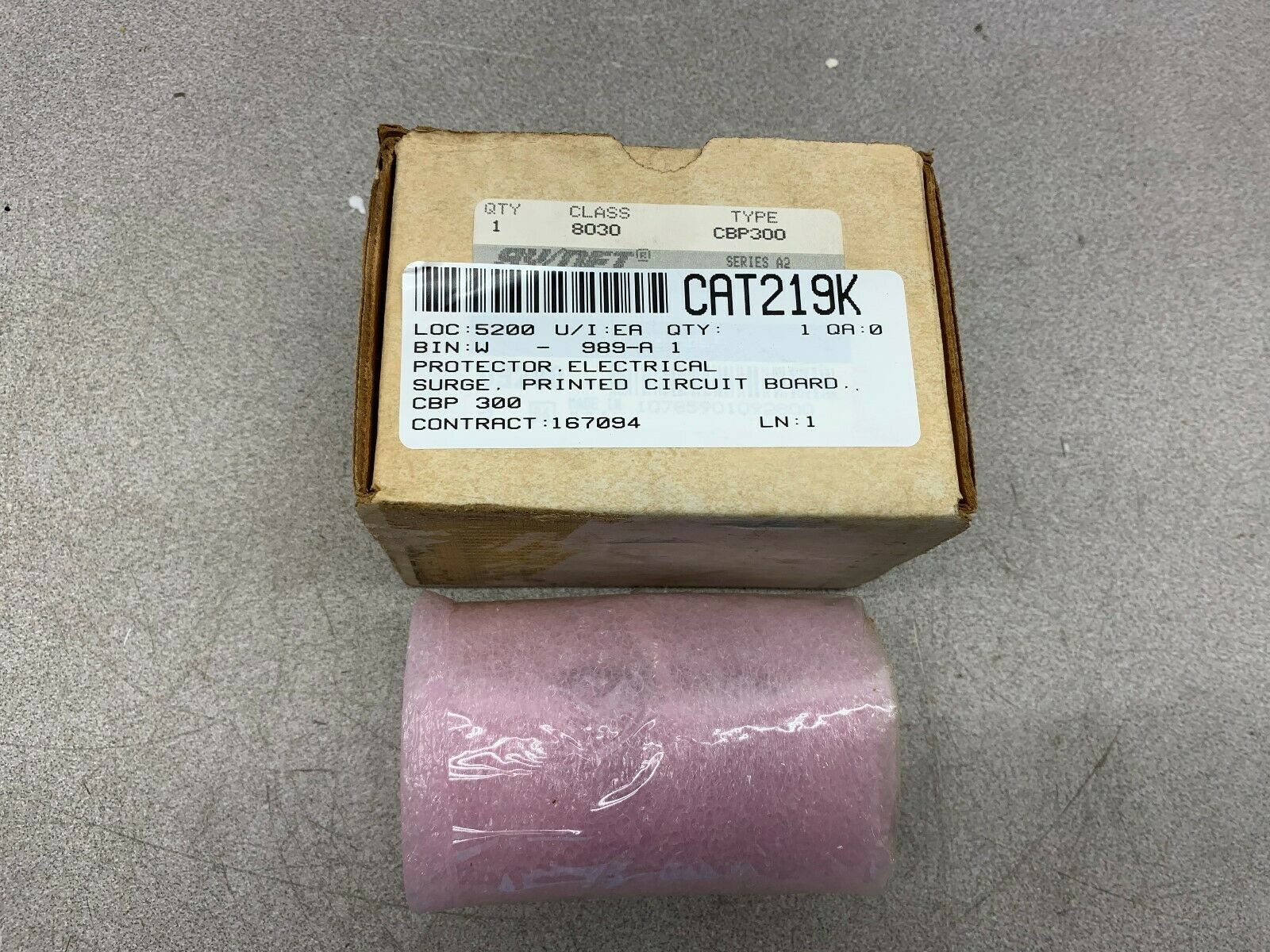 NEW IN BOX SQUARE D NETWORK DATA LINE PROTECTOR 8030-CBP300