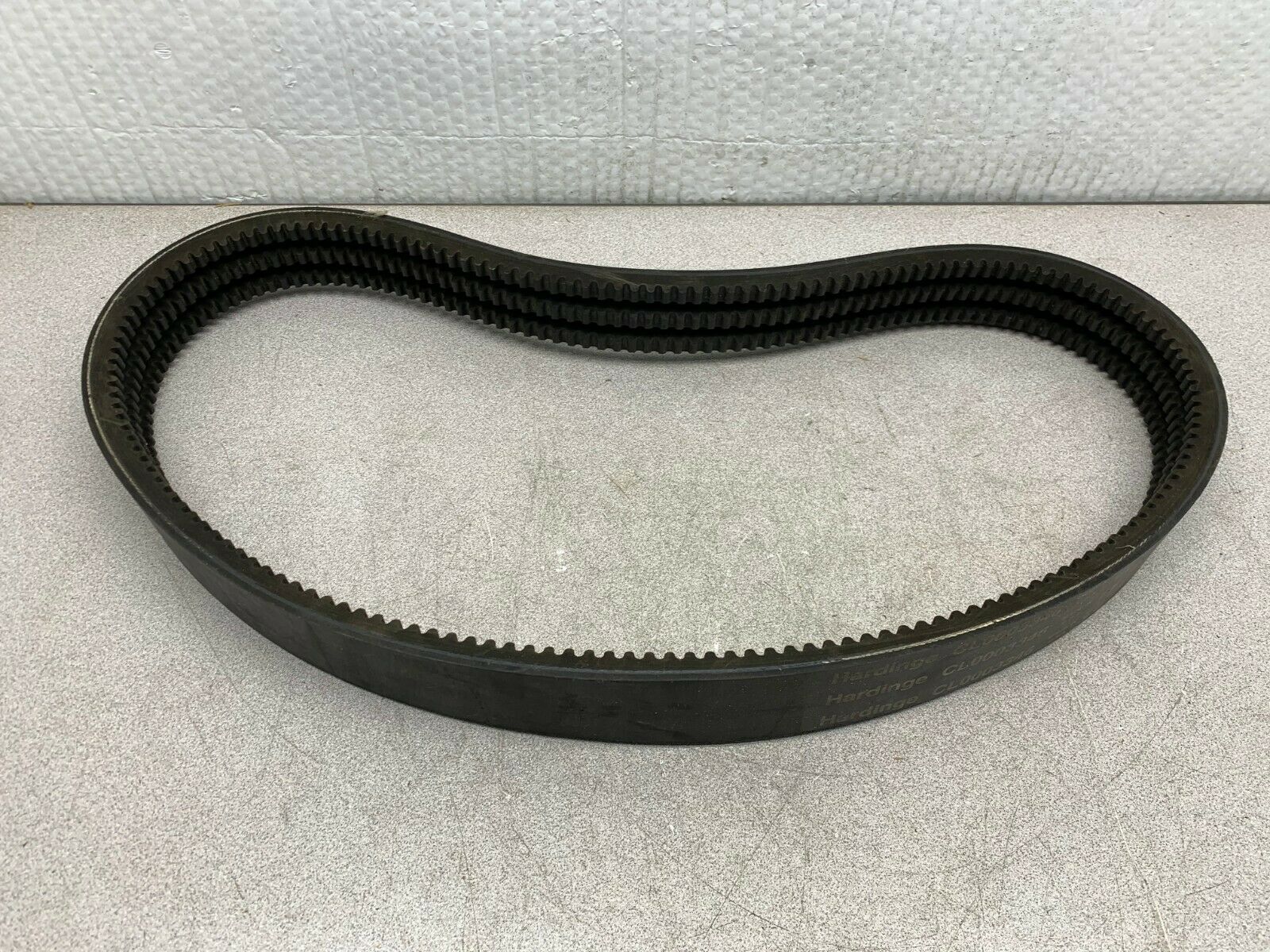 NEW NO BOX HARDINGE BANDED V-BELT CL0003346