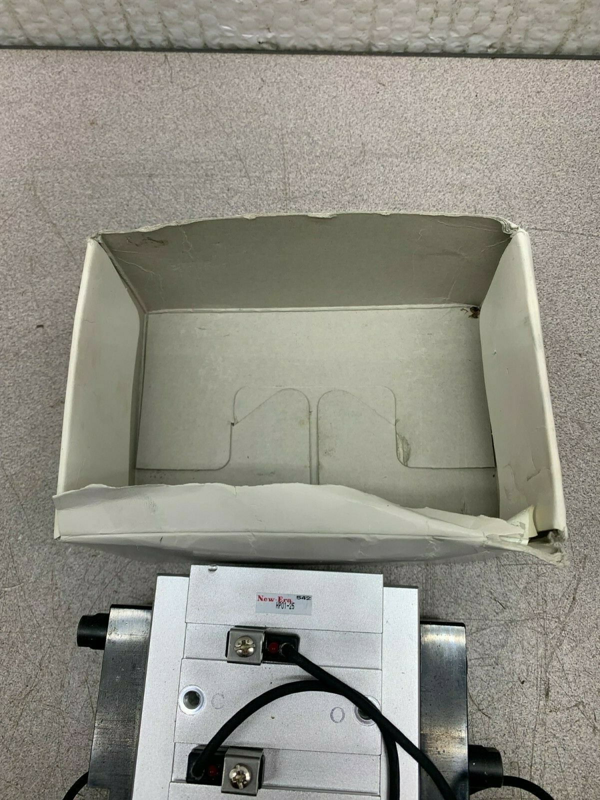 NEW IN BOX NEW-ERA GRIPPER HP01-25 MINI HAND RCA2-LA