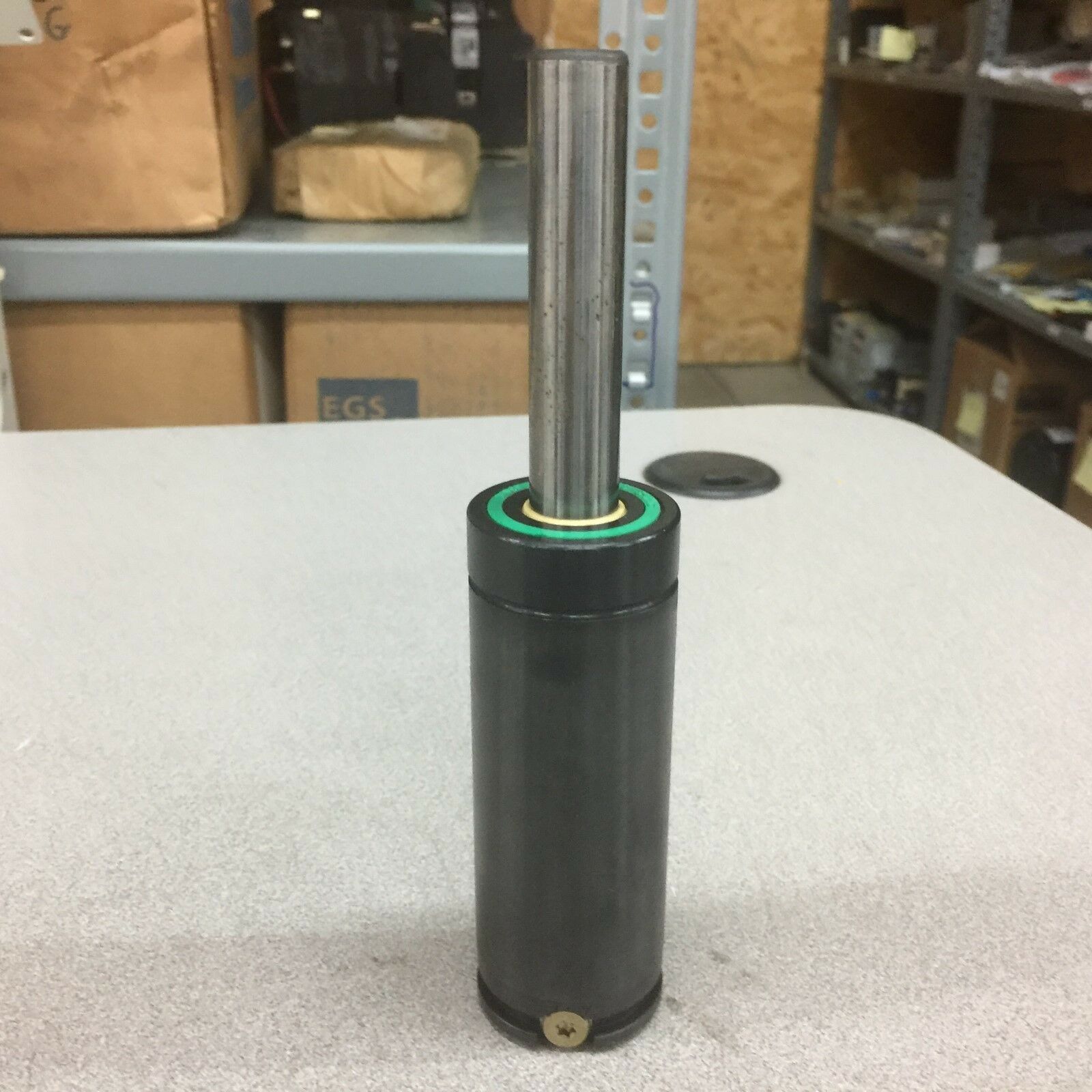 NEW NO BOX DADCO NITROGEN GAS SPRING LJ300,075,T0