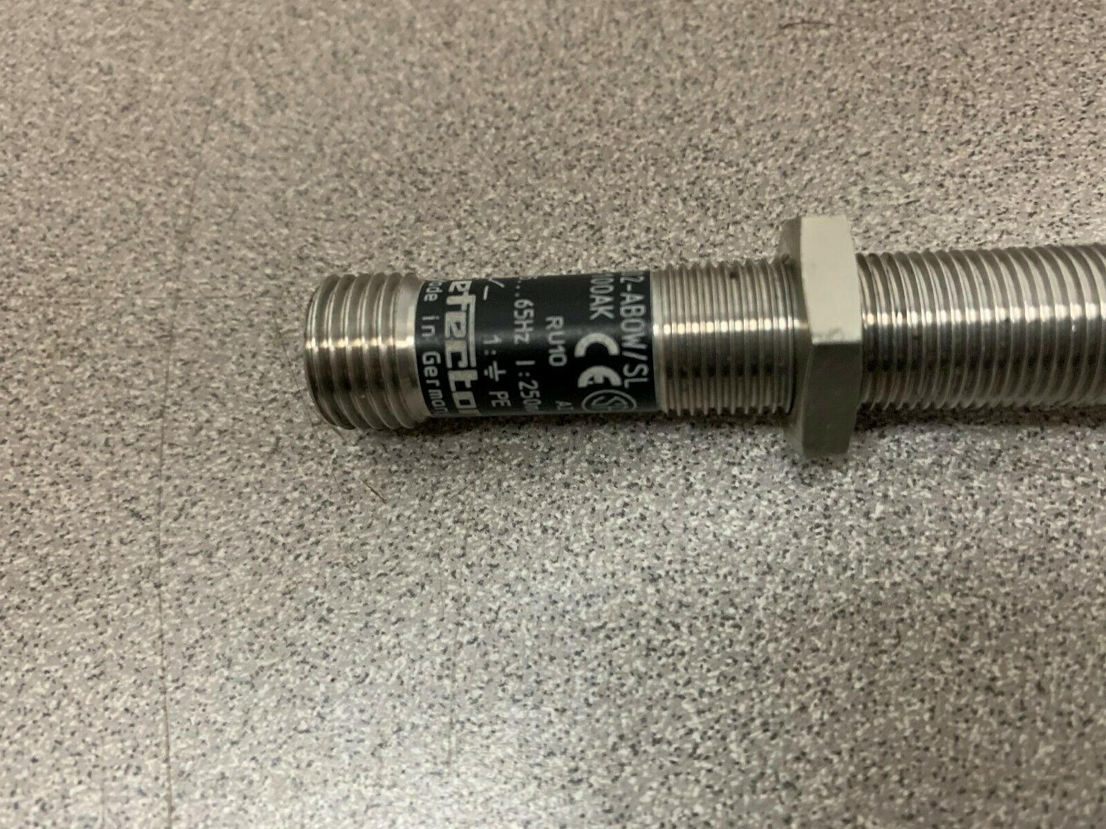 NEW NO BOX EFECTOR SENSOR IFA2002-ABOW/SCLS-100AK