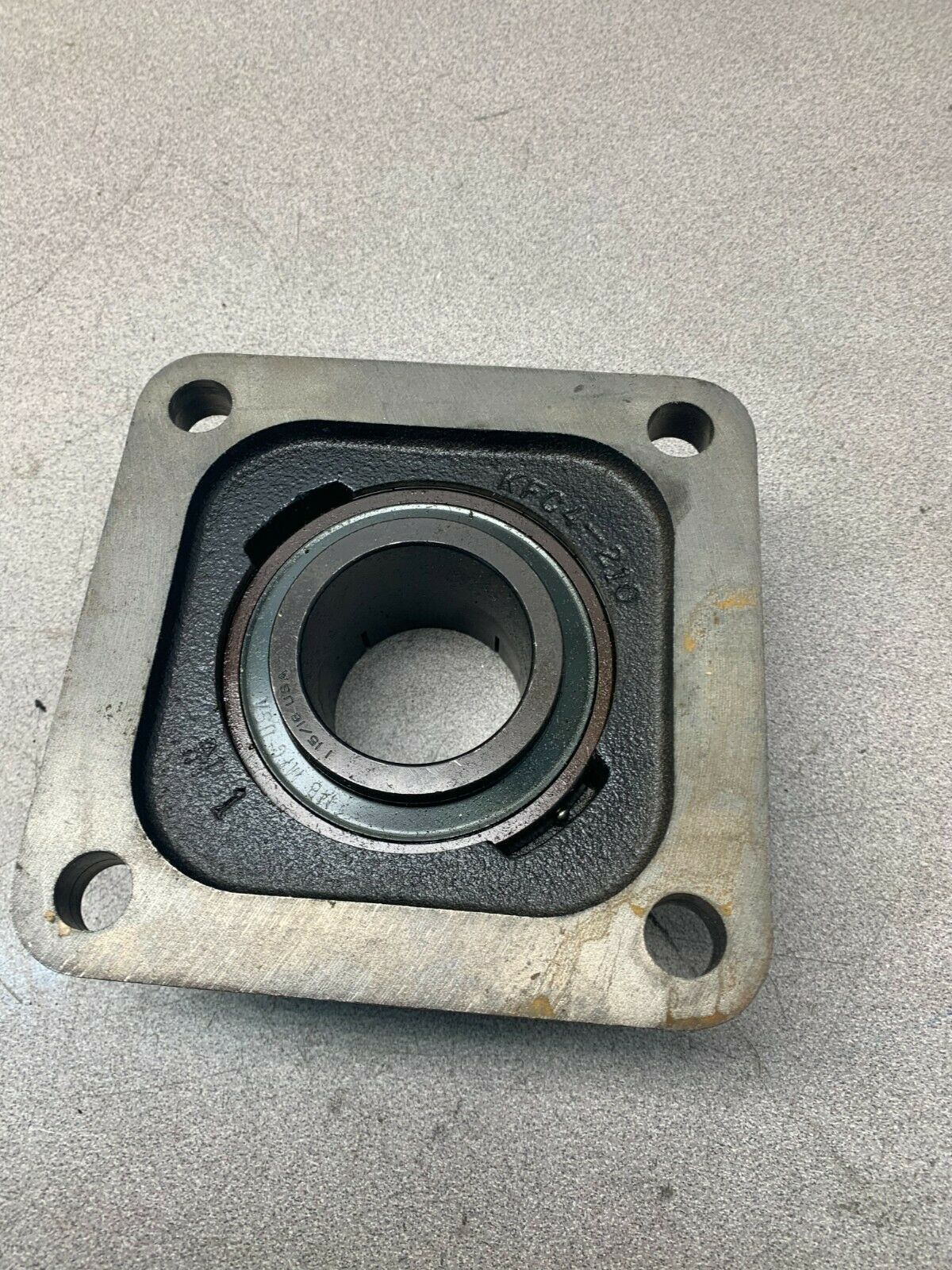 NEW NO BOX MB MFG. 4-BOLT FLANGE BEARING 1-15/16" BORE KFC4451-1516