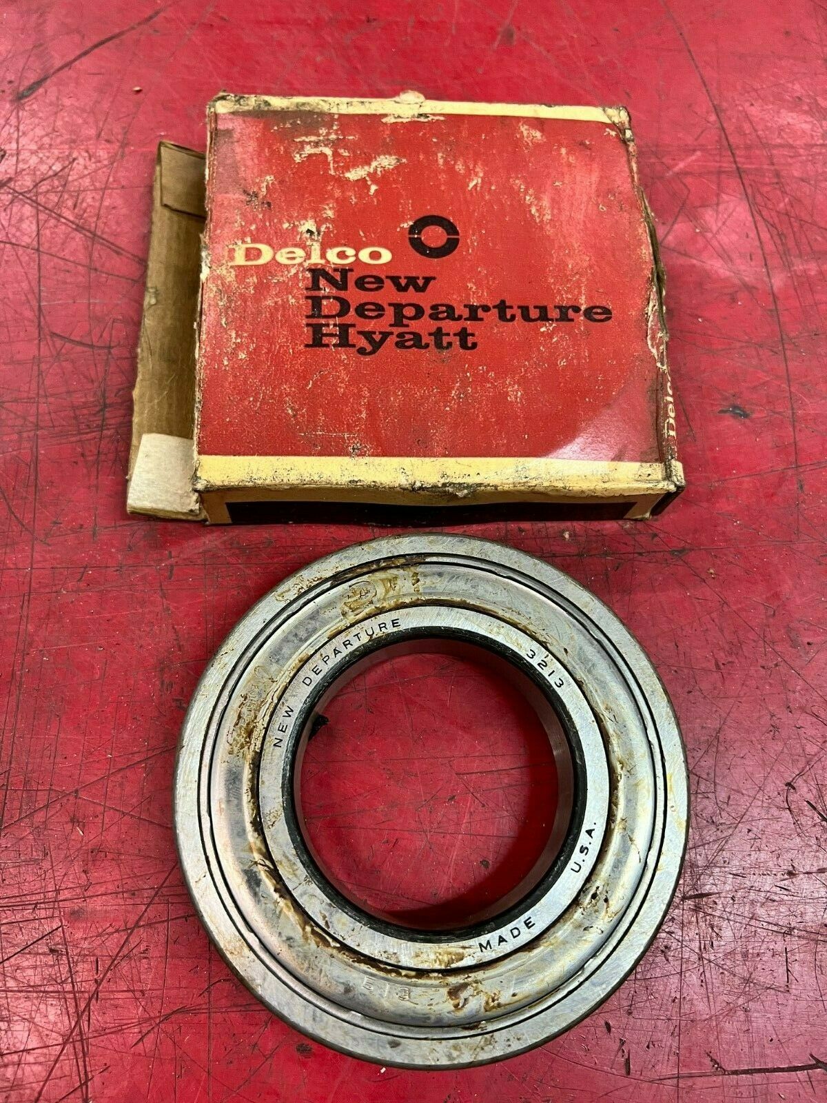NEW IN BOX NDH/NEW DEPARTURE 3213 BALL BEARING 7513