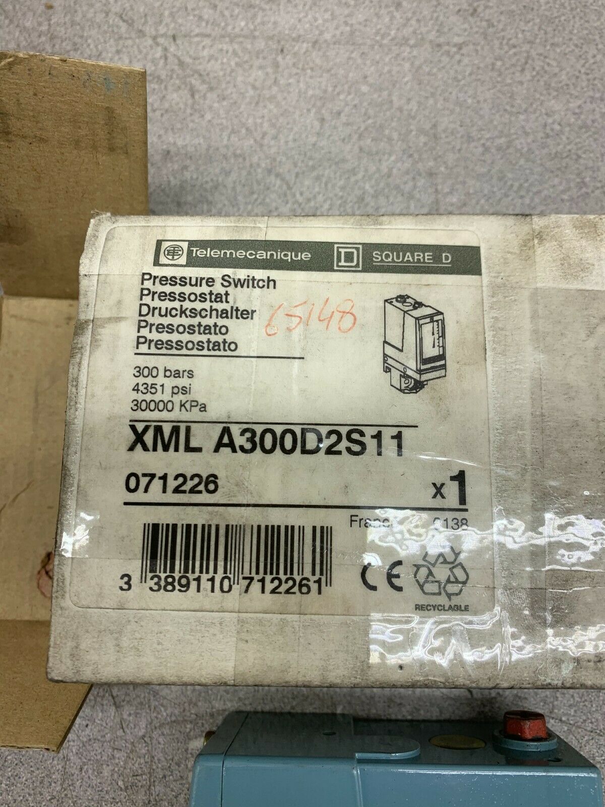 NEW IN BOX TELEMECANIQUE SQUARE D PRESSURE SWITCH XML A300D2S11
